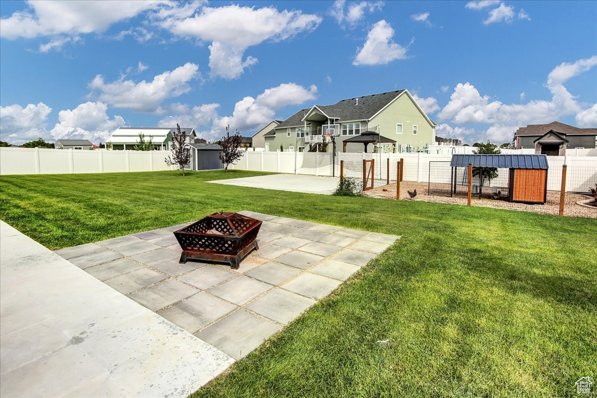 main property photo 30