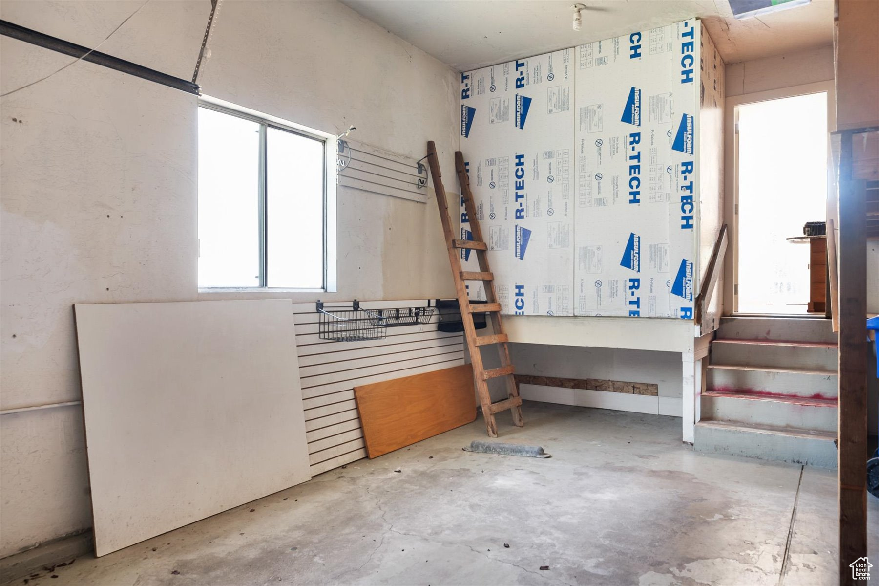 main property photo 56