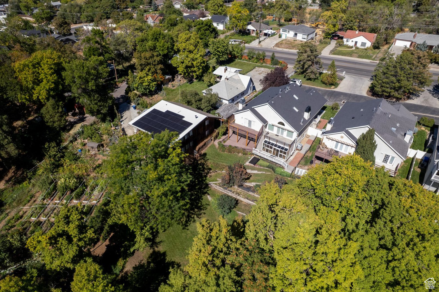 main property photo 60