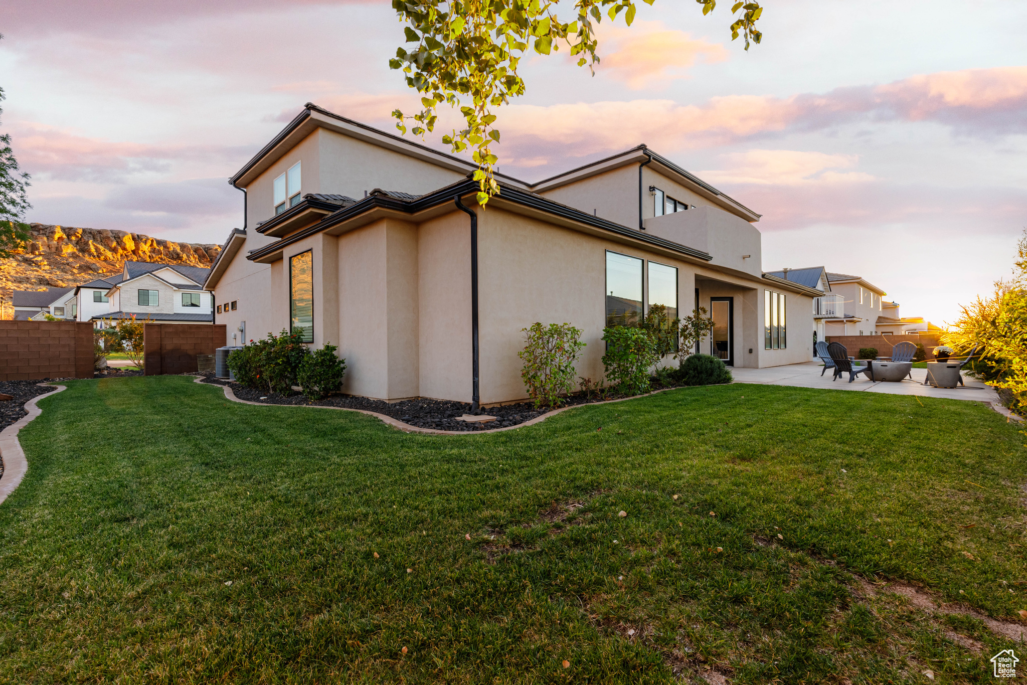 main property photo 37
