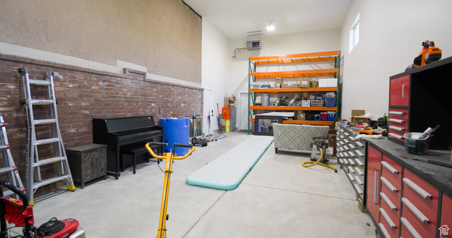 main property photo 60