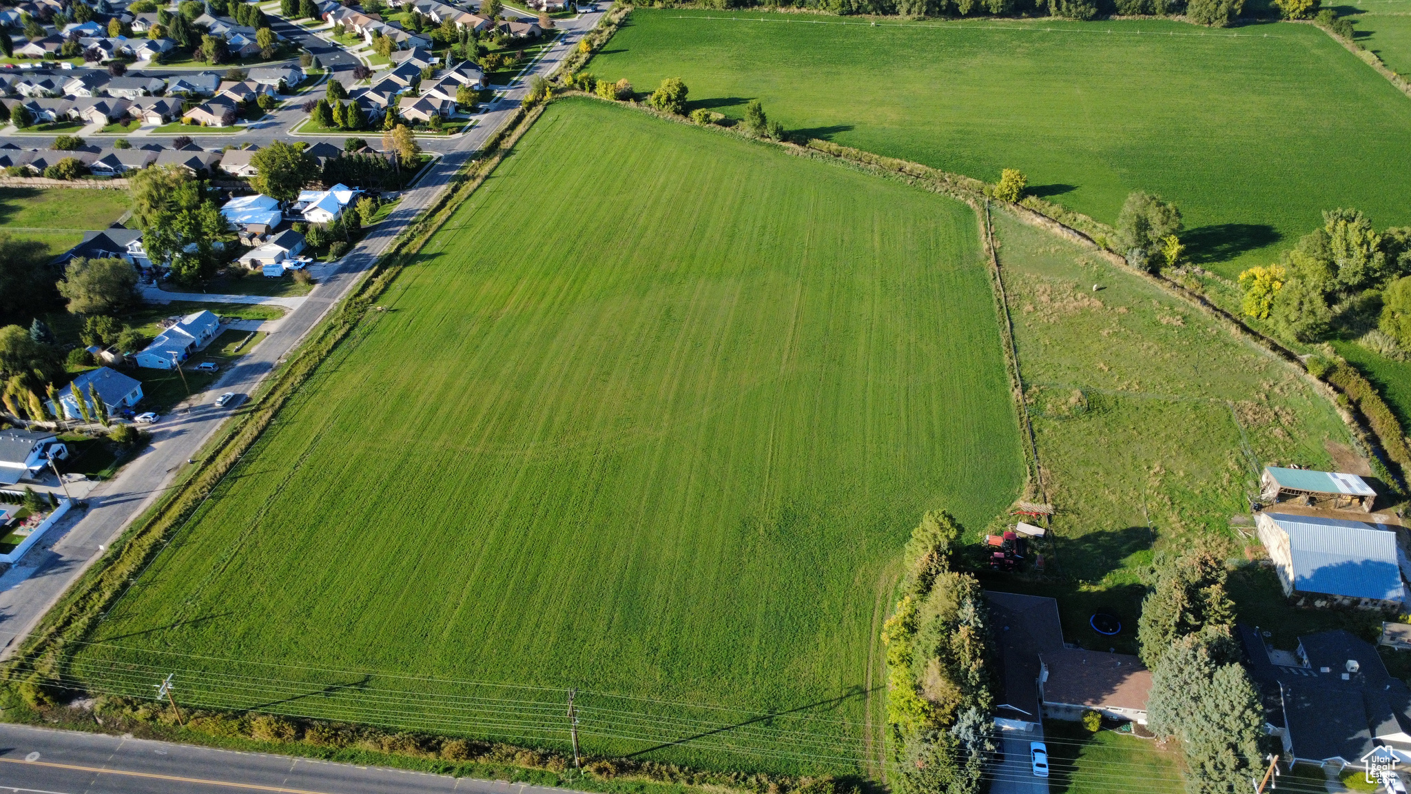 main property photo 5