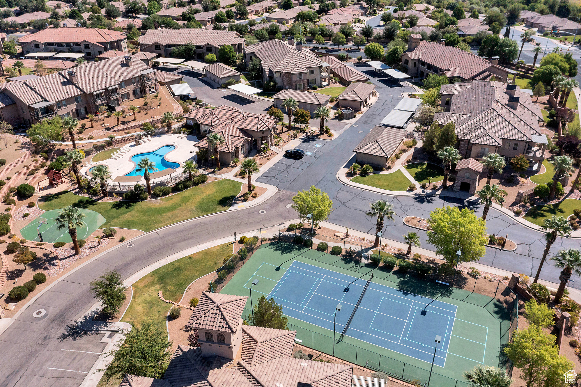 main property photo 38
