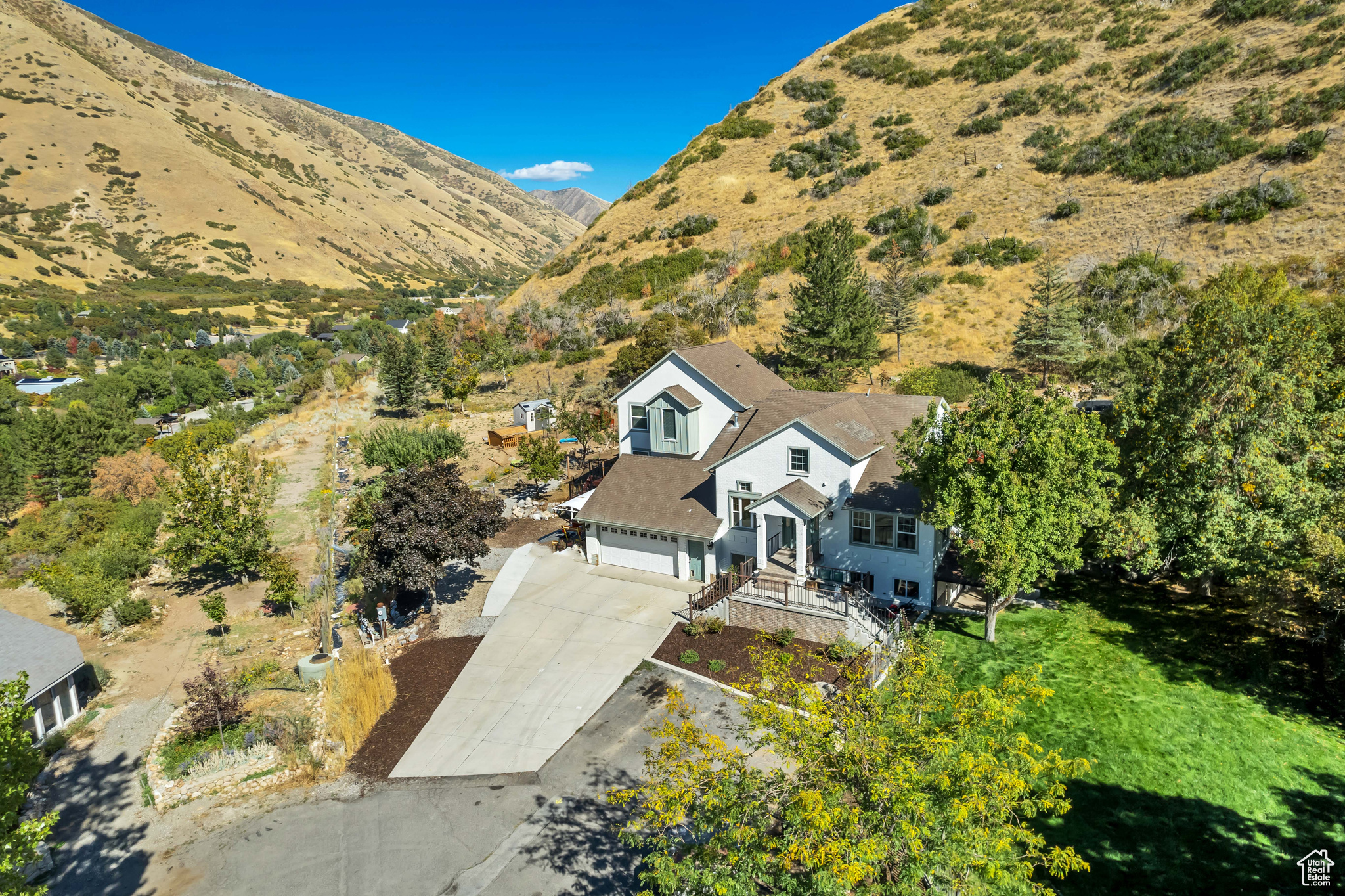 main property photo 49