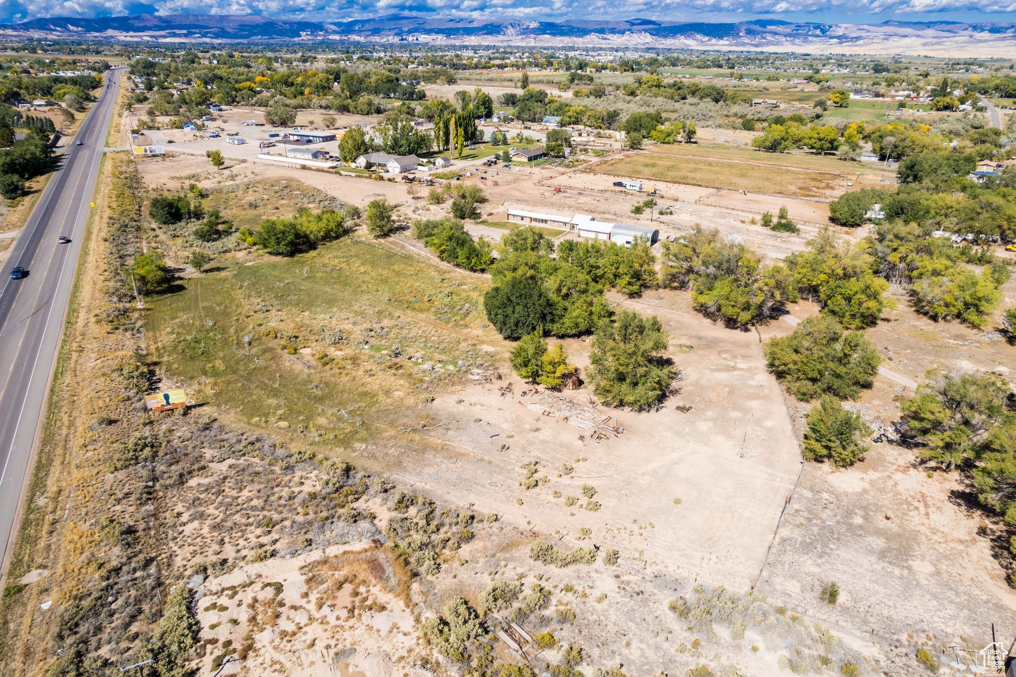 main property photo 9