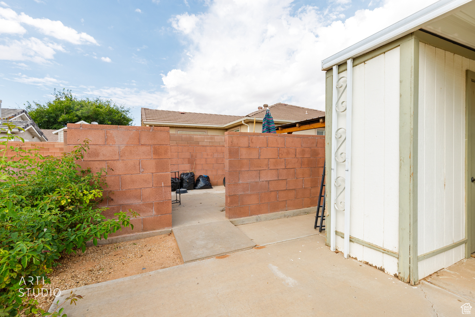 main property photo 14