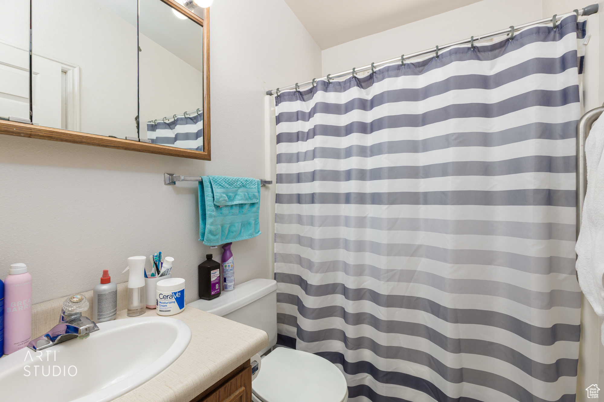 main property photo 8