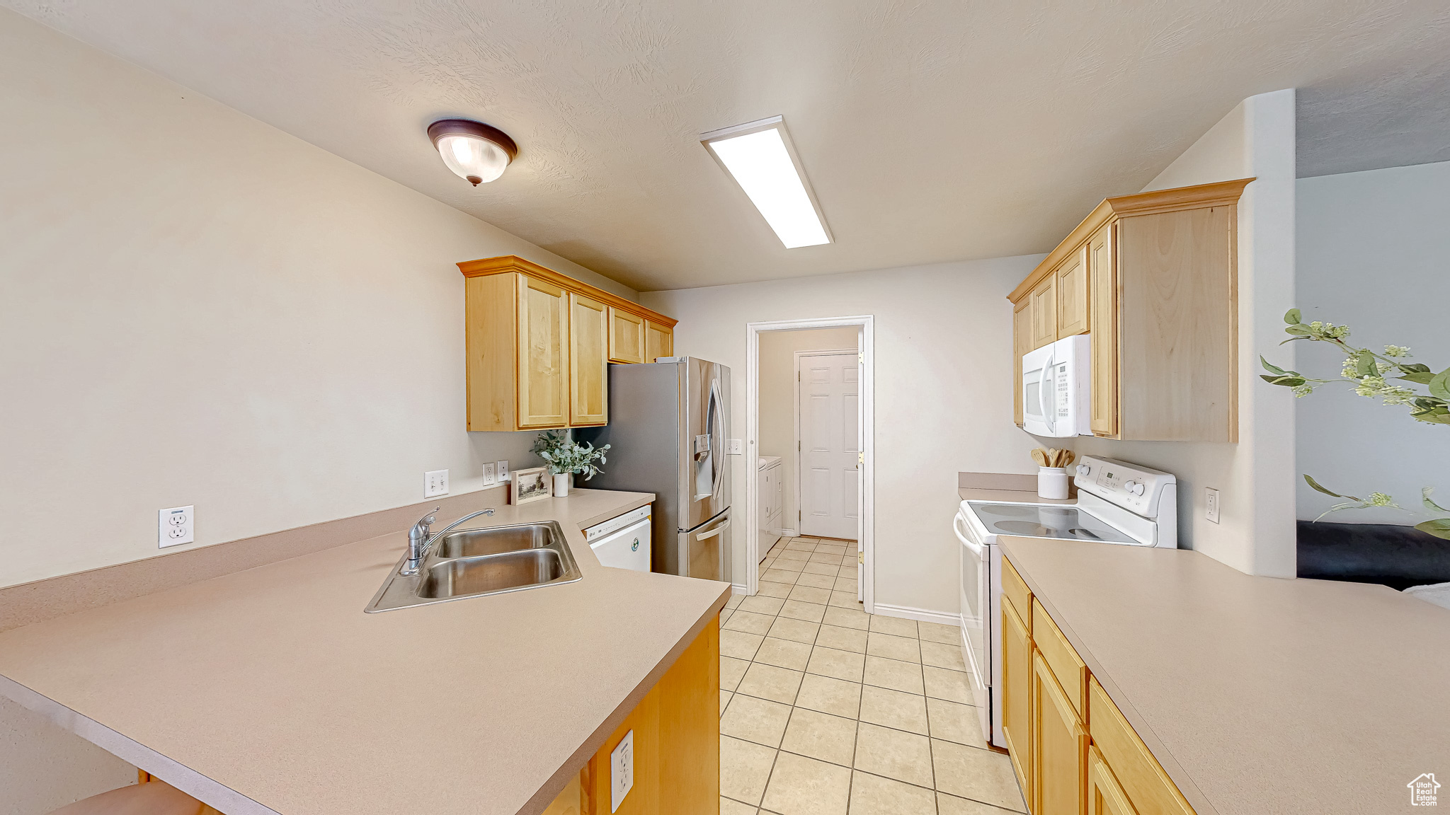 property viewer photo 1