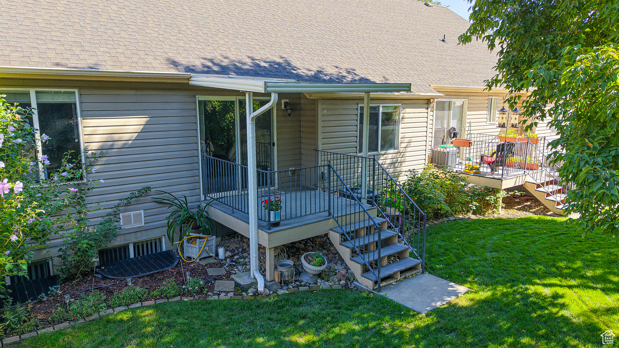 property viewer photo 20