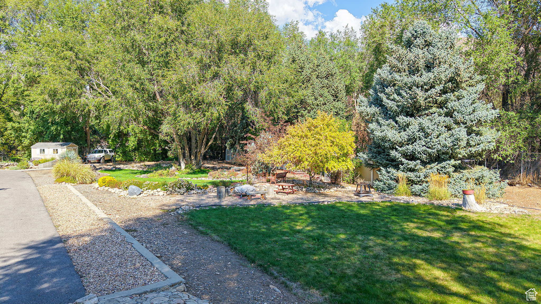 property viewer photo 38