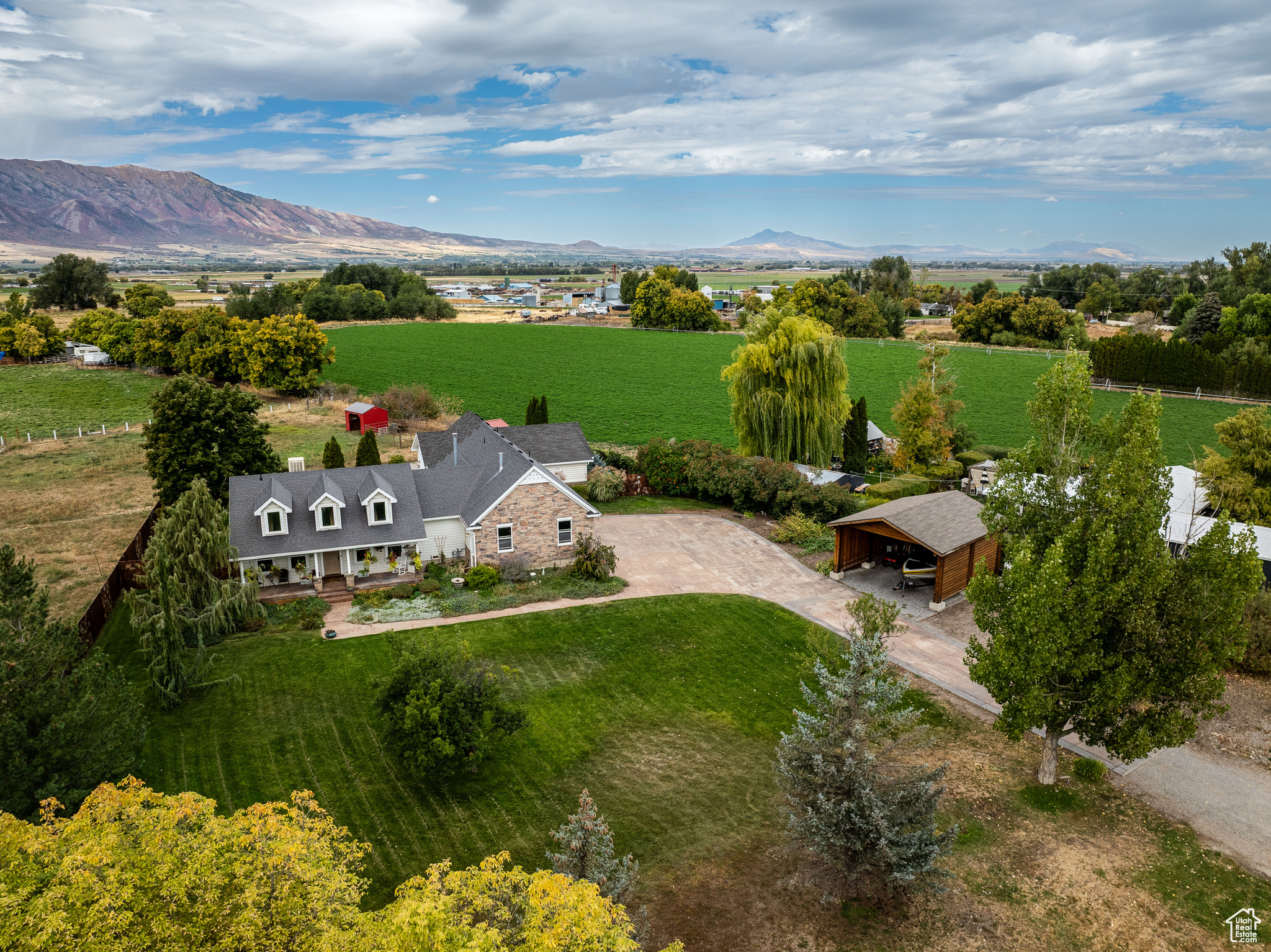 main property photo 33