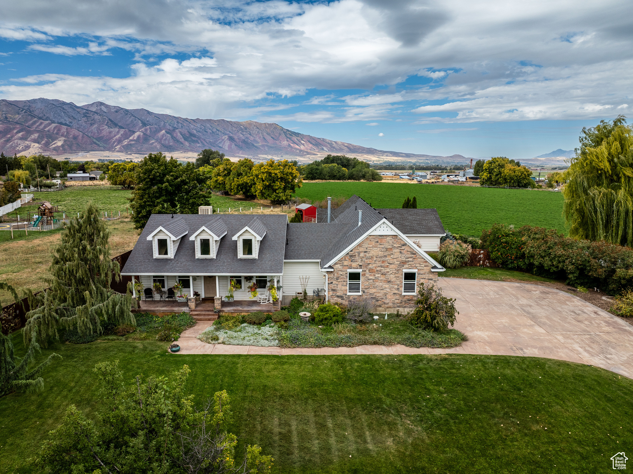 main property photo 44