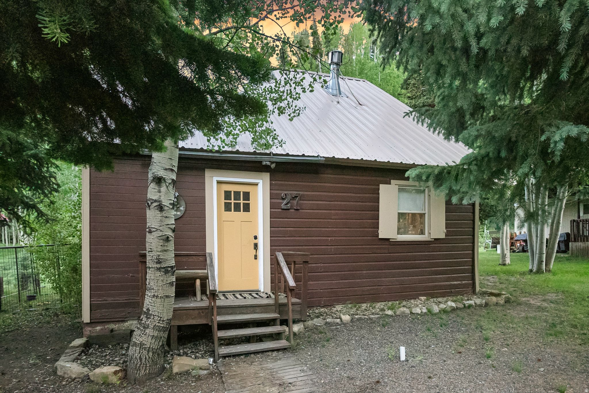 main property photo 23