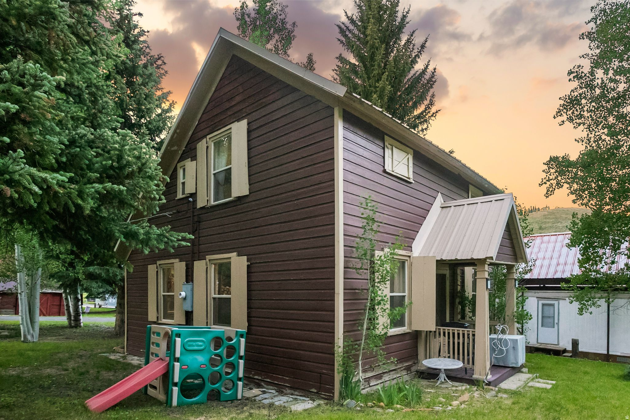 main property photo 31