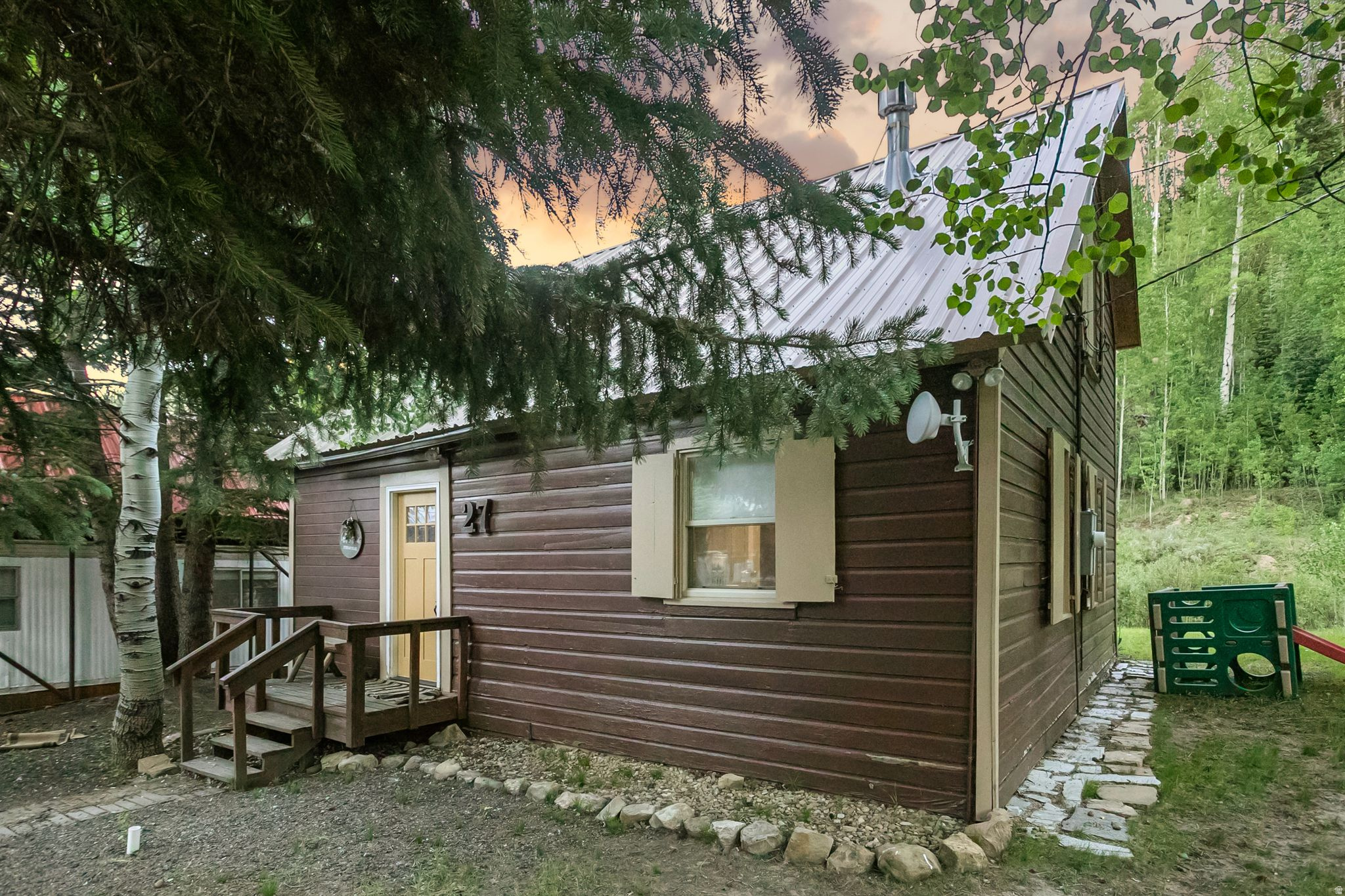 main property photo 34