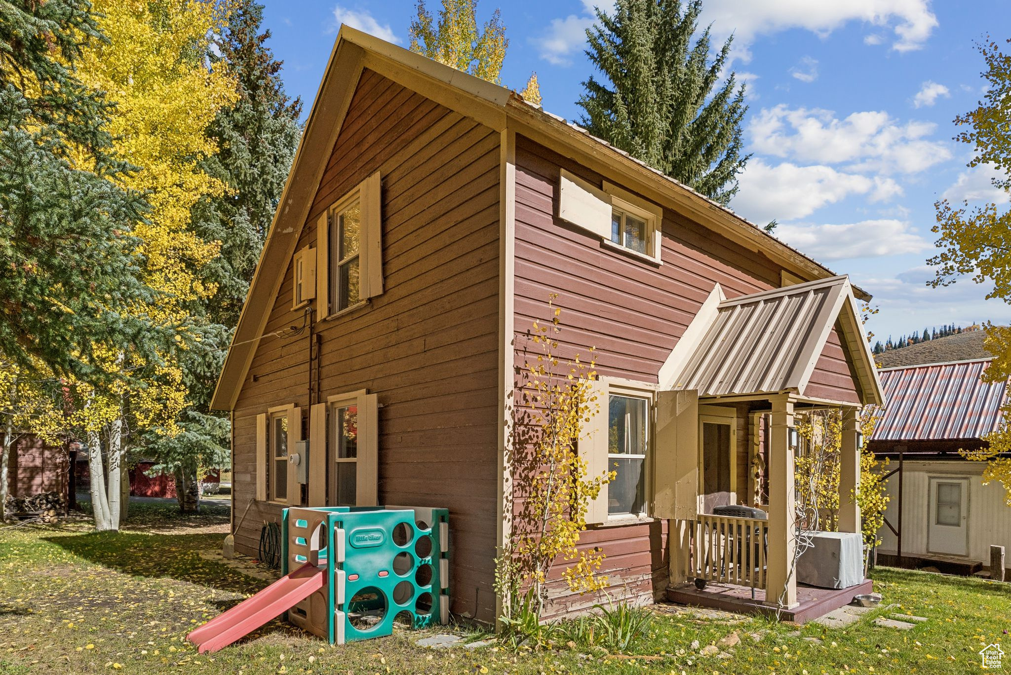 main property photo 45