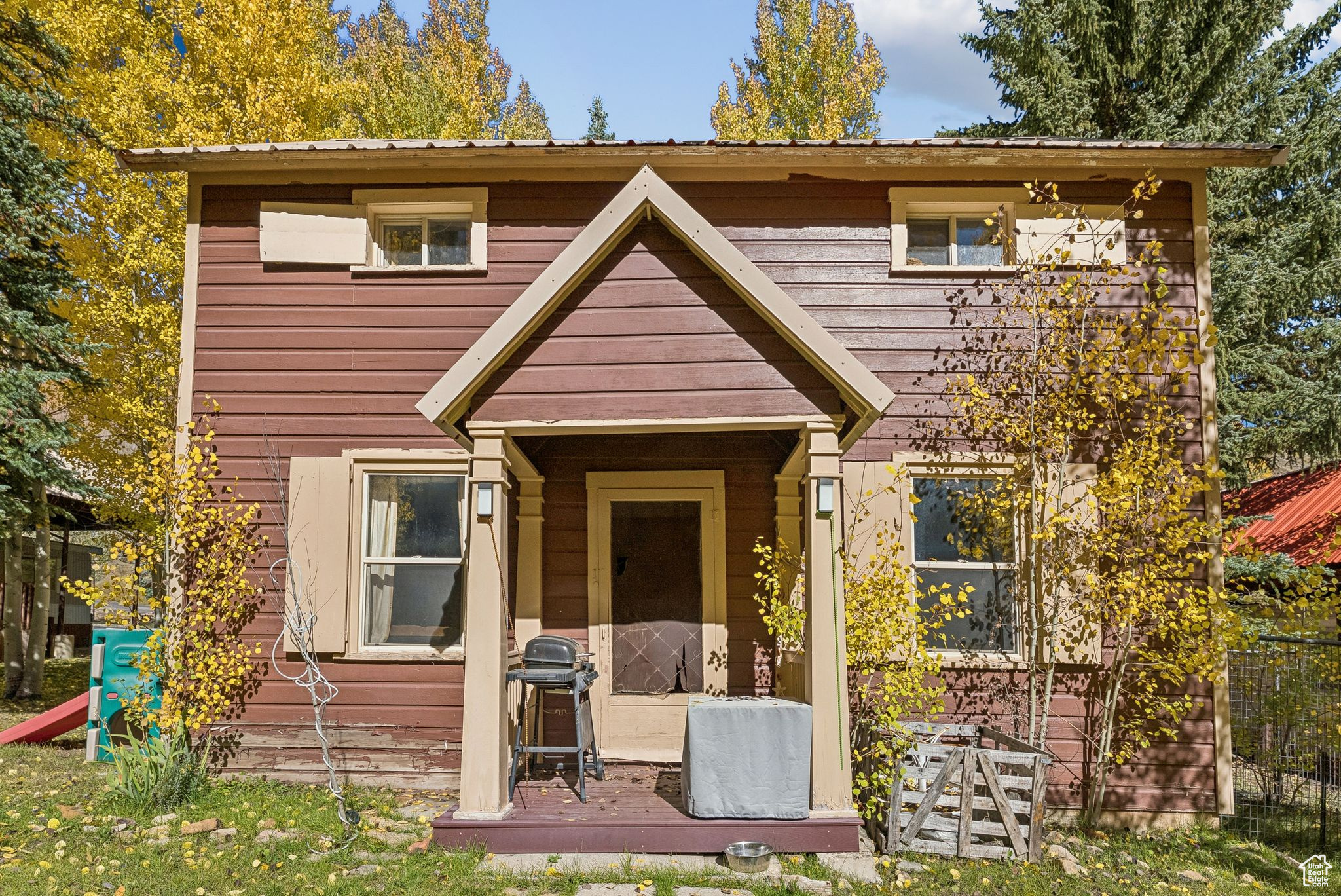 main property photo 46