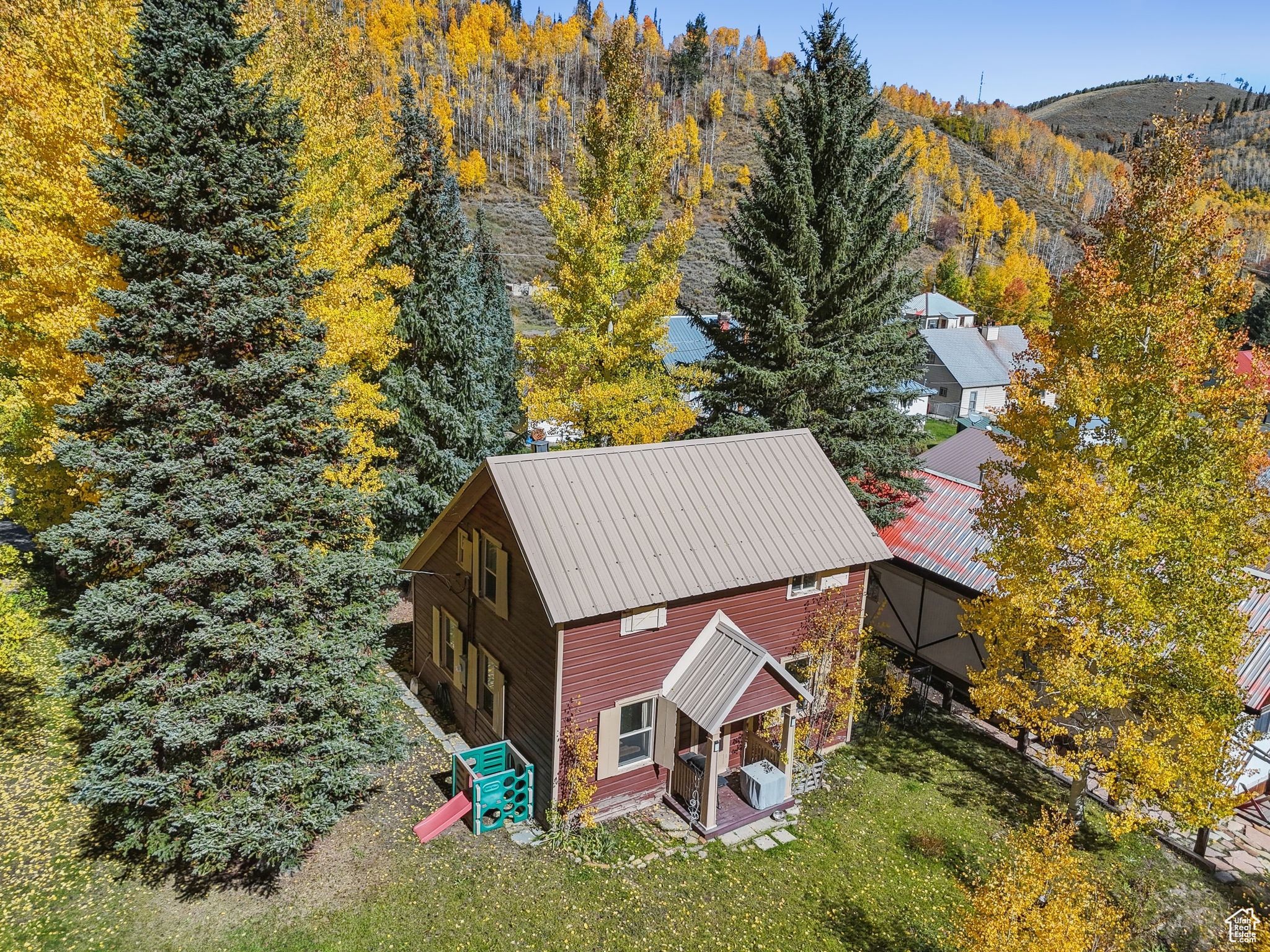 main property photo 51