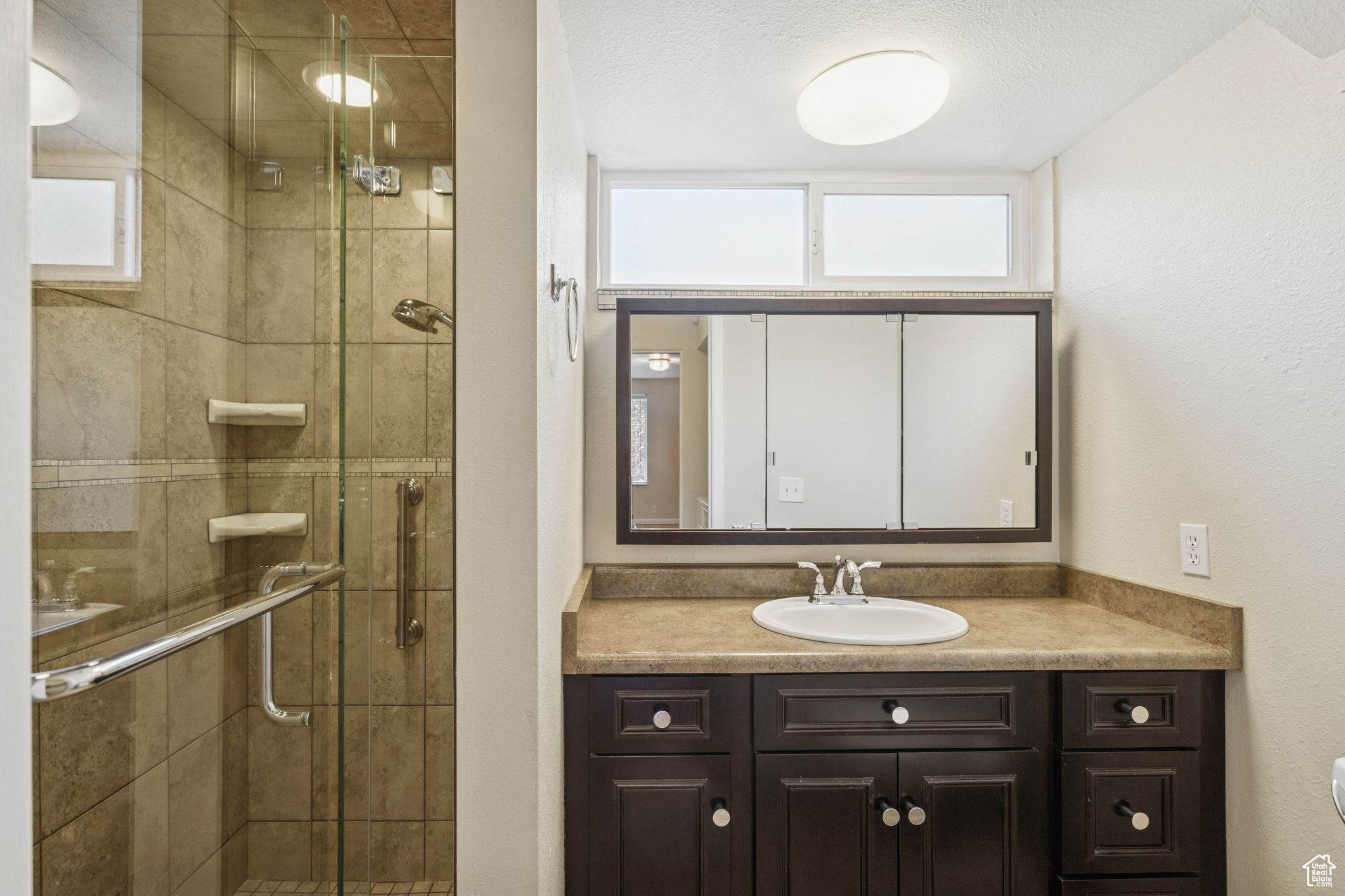 property viewer photo 12