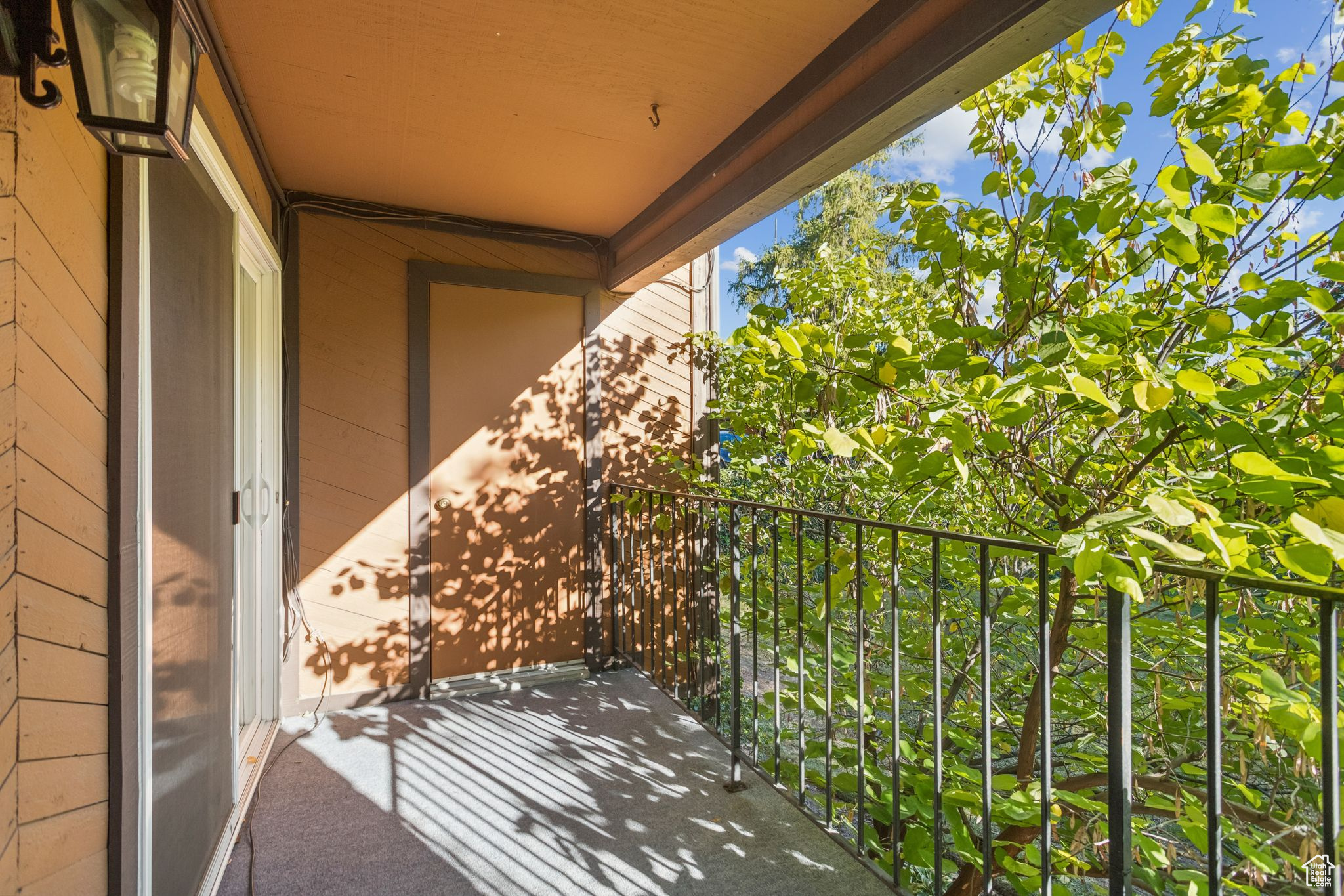 property viewer photo 18