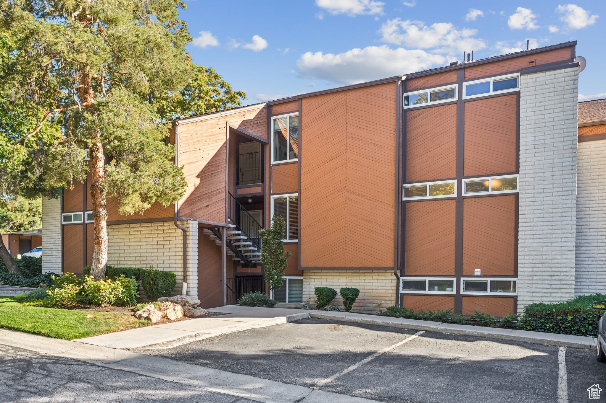 property viewer photo 21