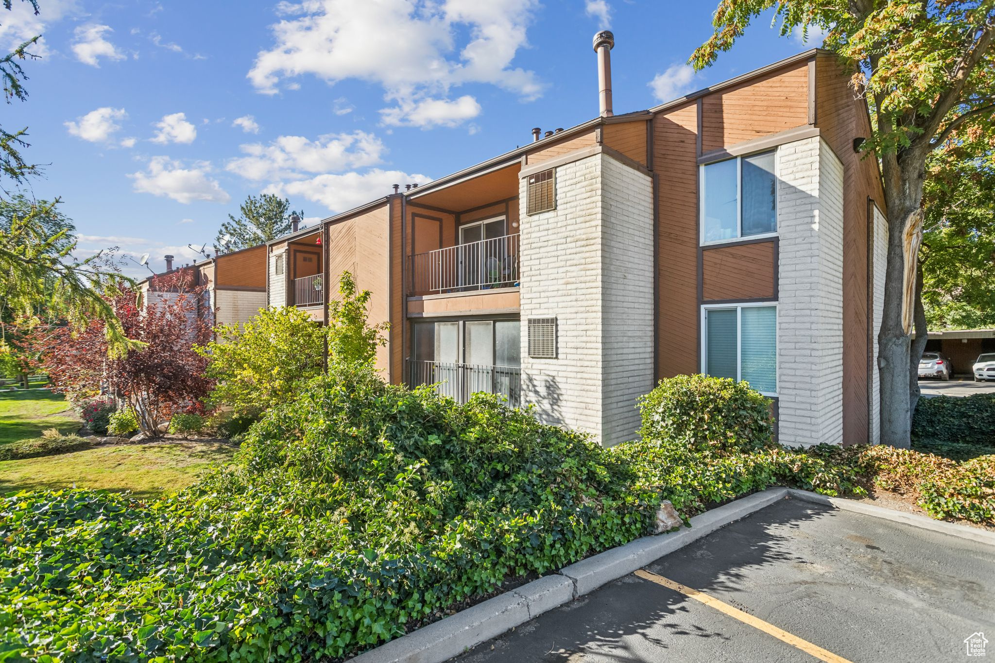 property viewer photo 22