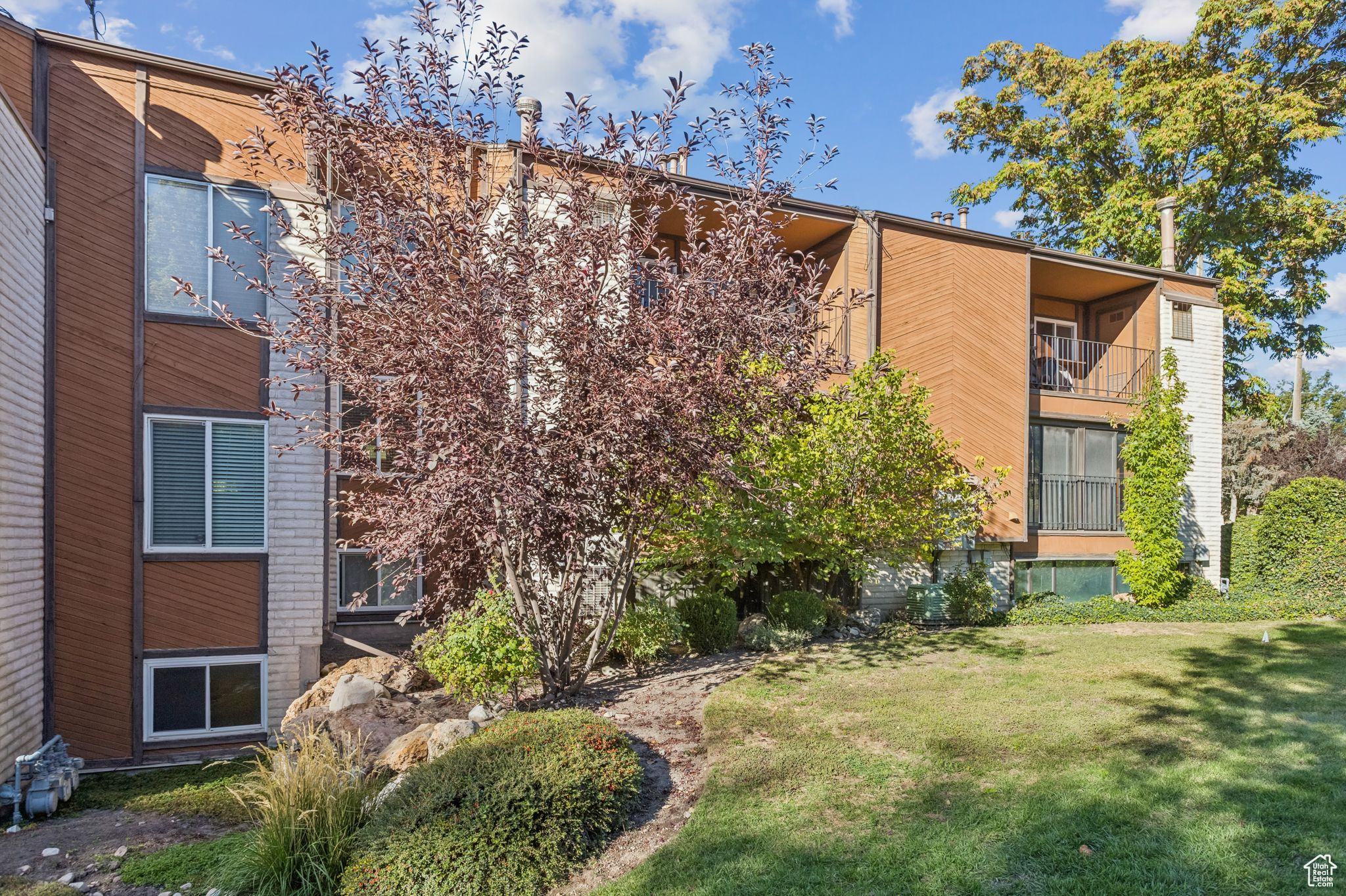 property viewer photo 23