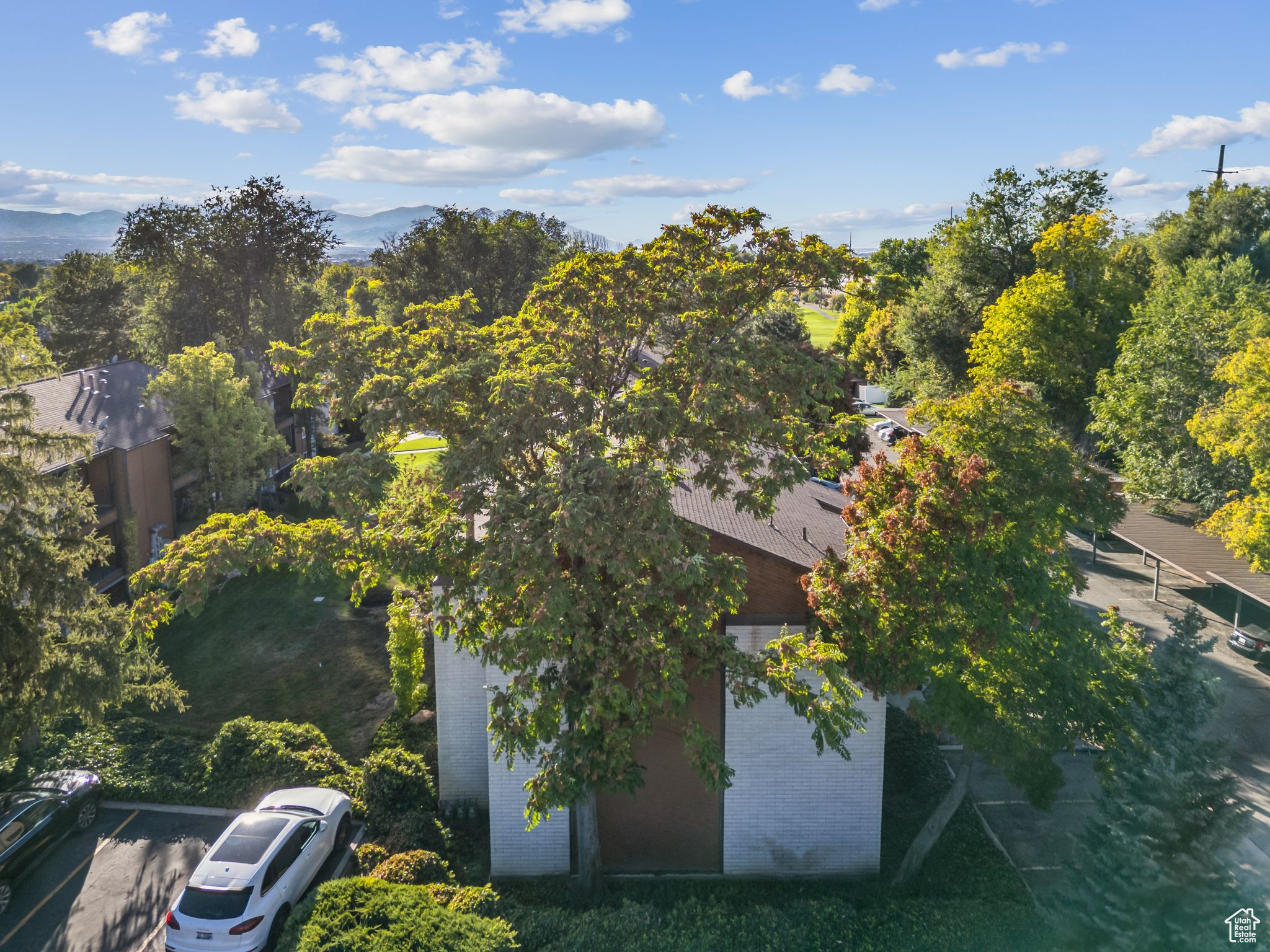 property viewer photo 31