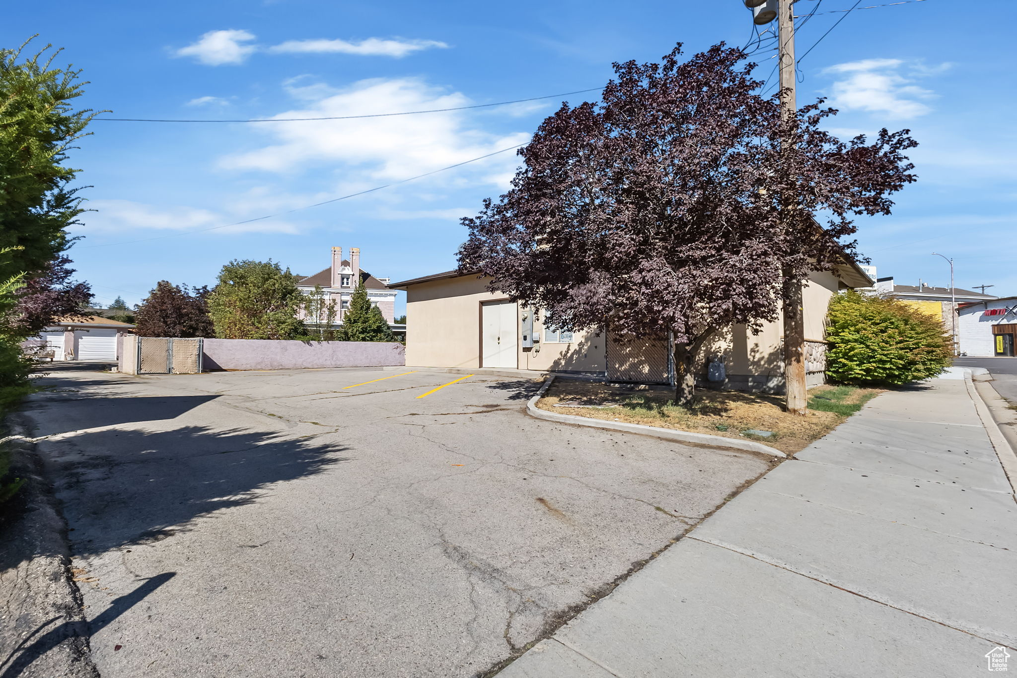 main property photo 18
