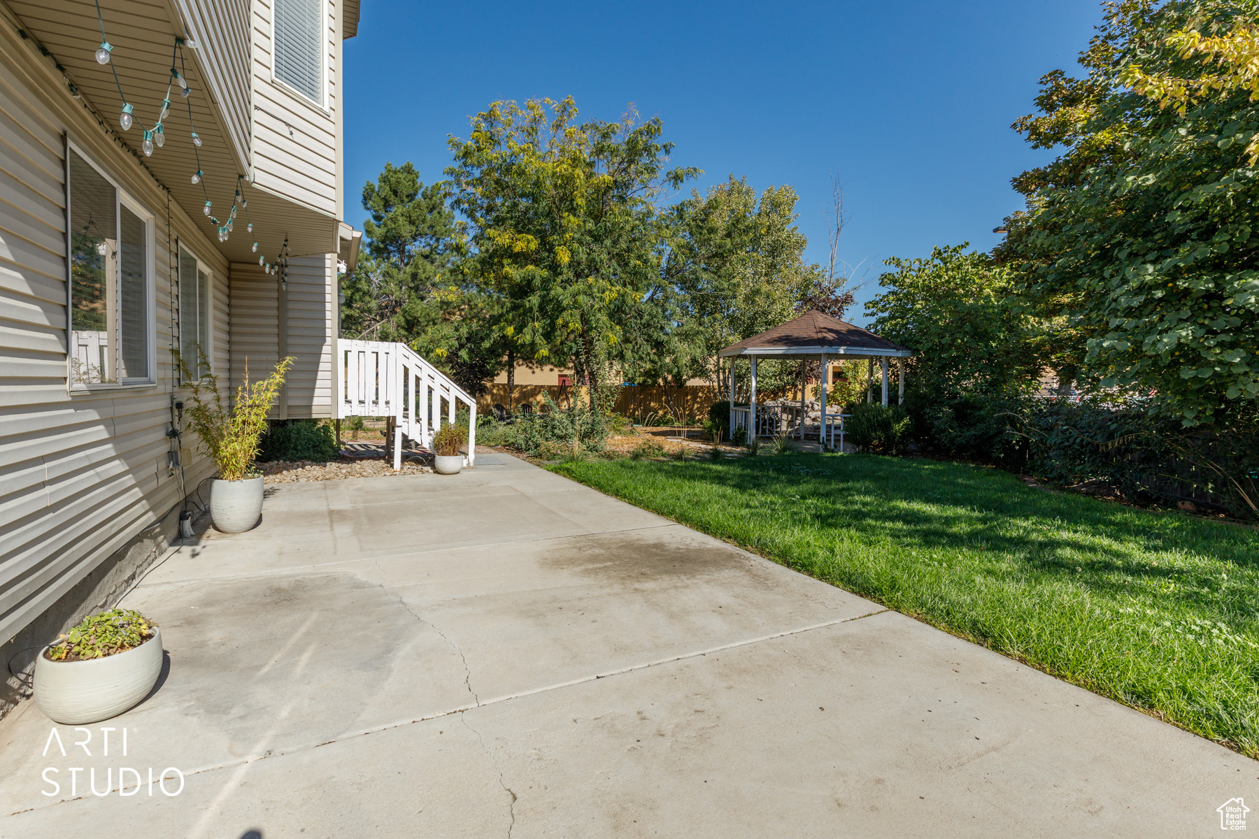 property viewer photo 27