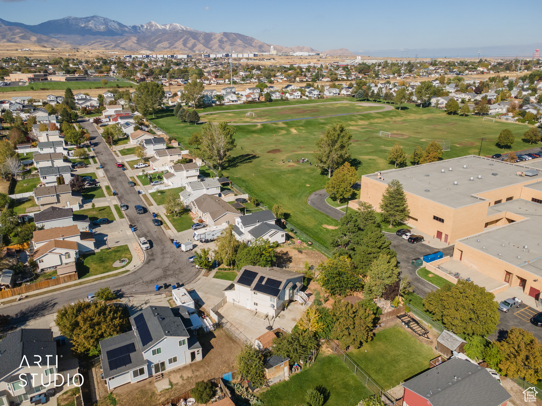 property viewer photo 47