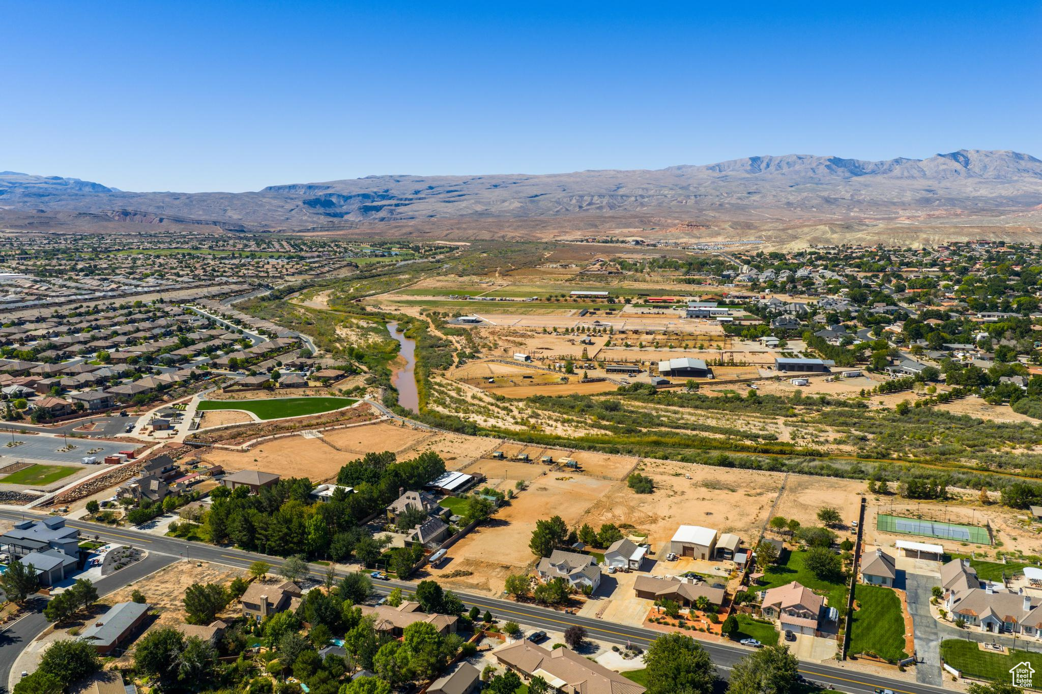 main property photo 11