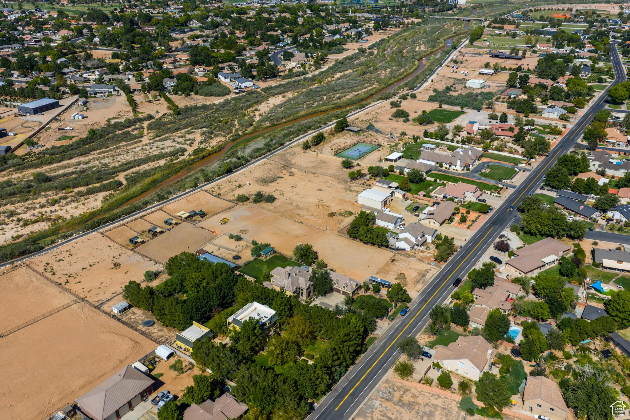 main property photo 16