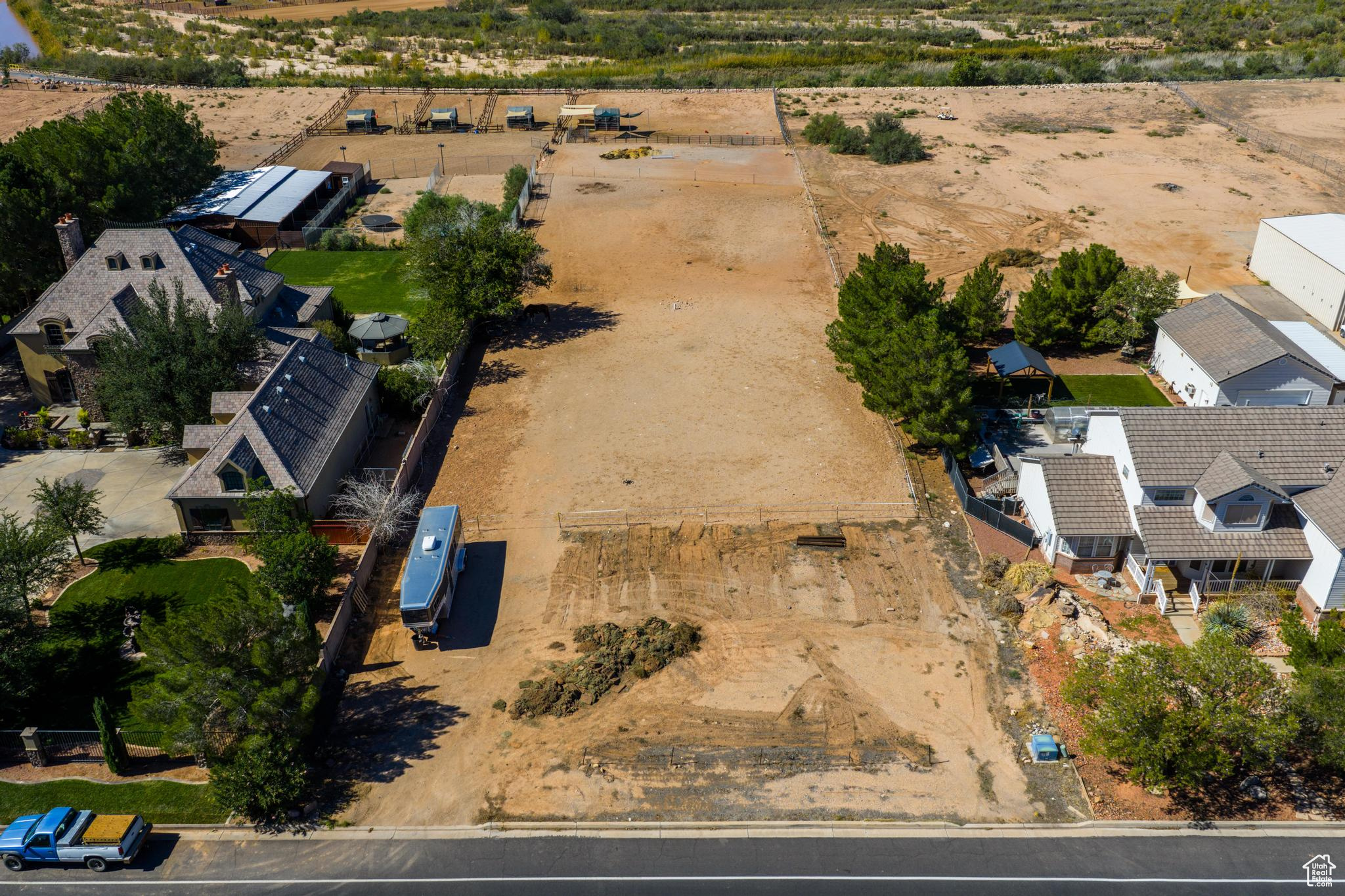 main property photo 18