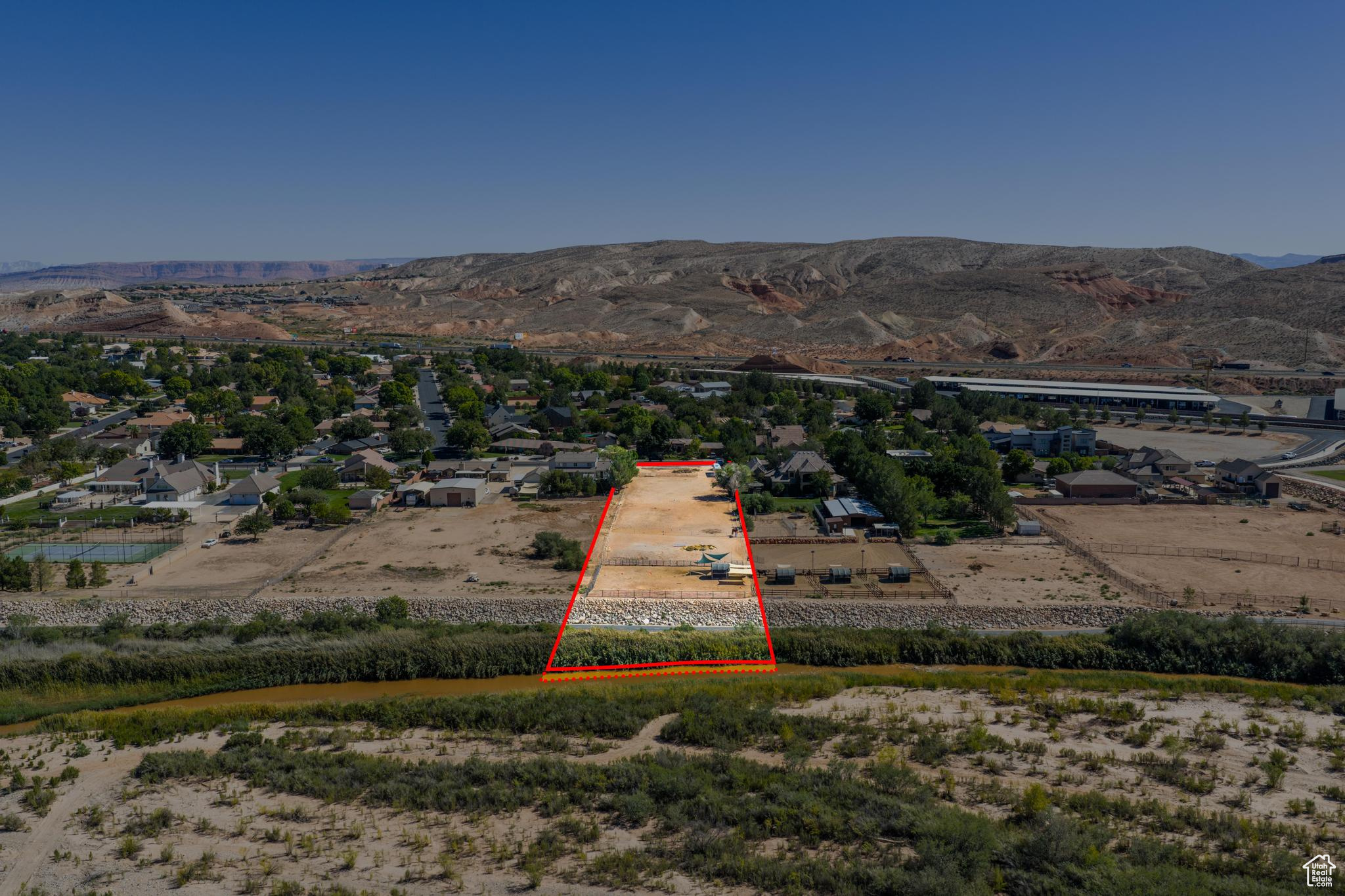 main property photo 20