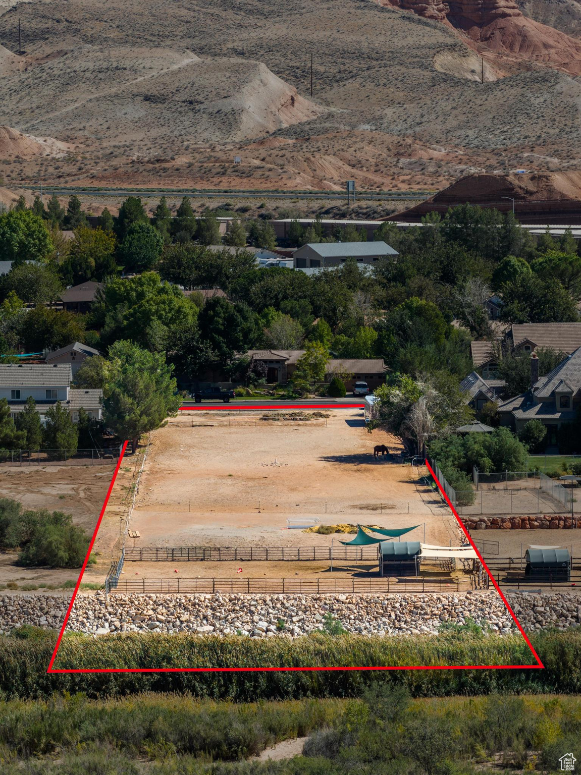 main property photo 22