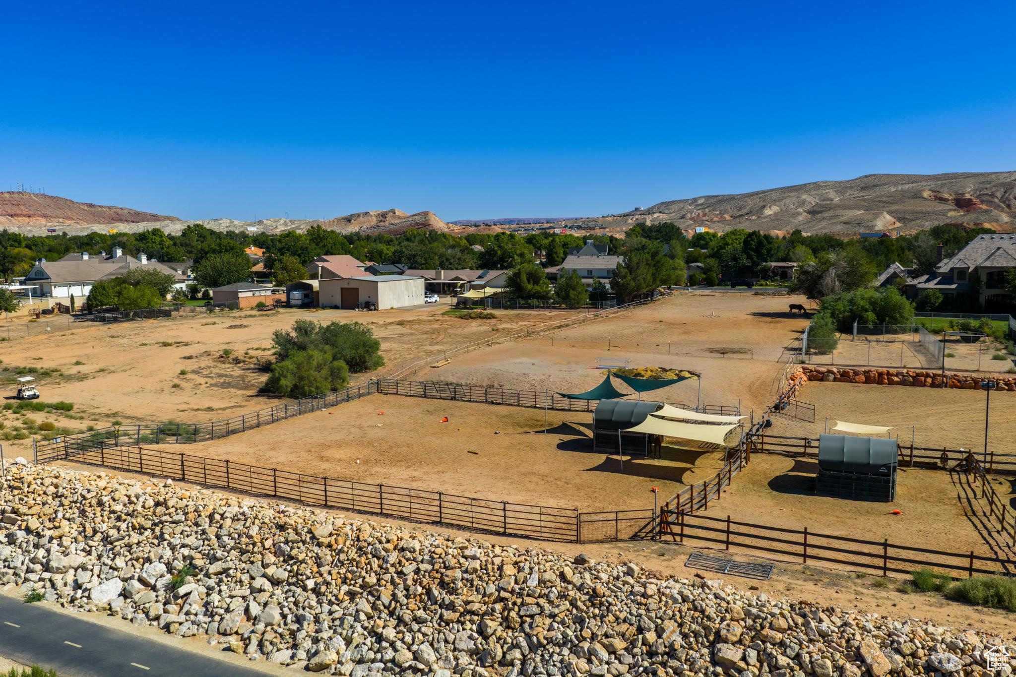 main property photo 5