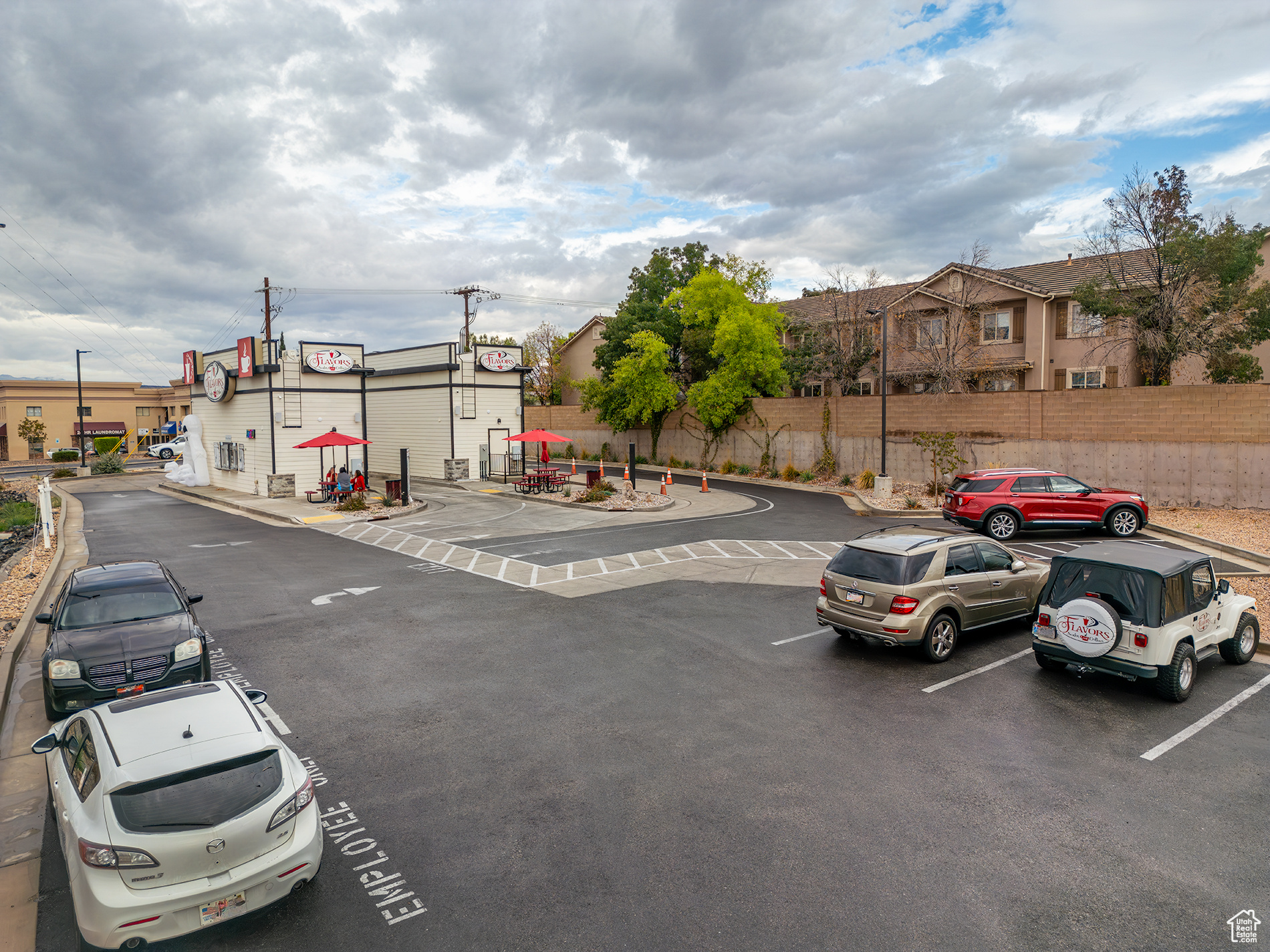 main property photo 5