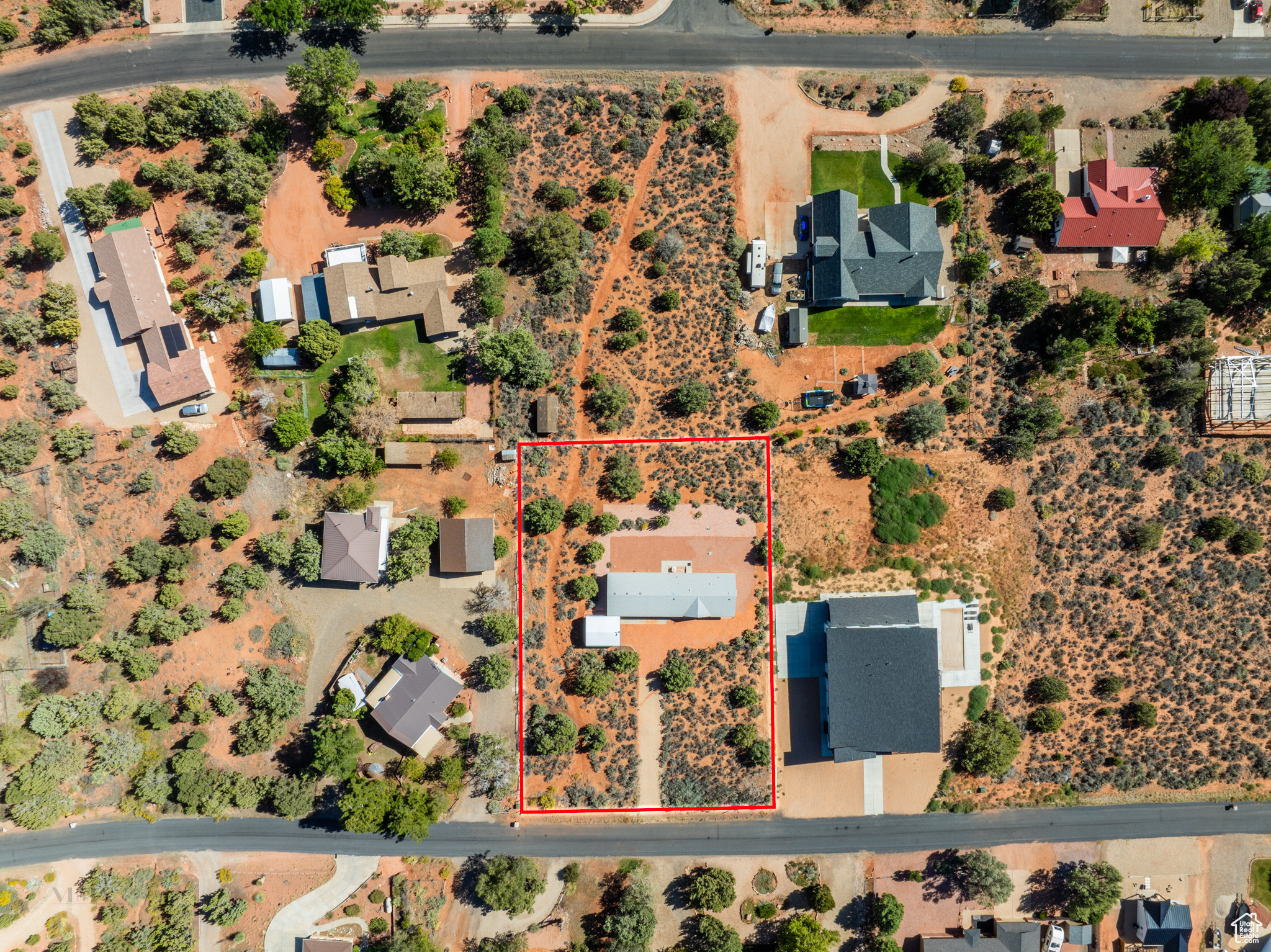 main property photo 18