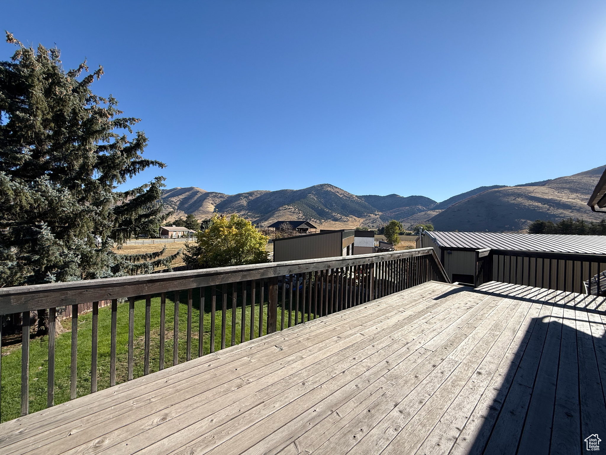 main property photo 39