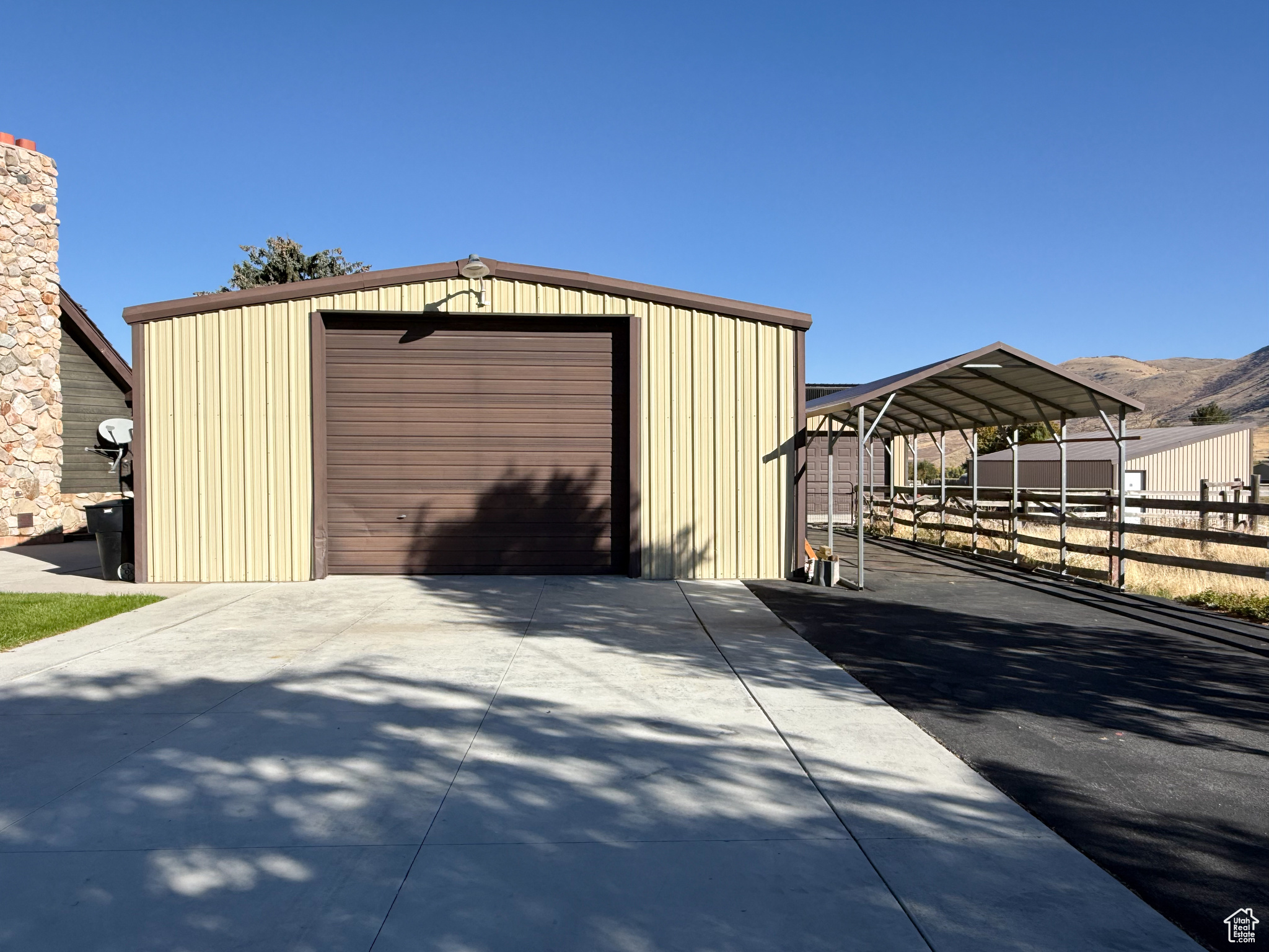 main property photo 42