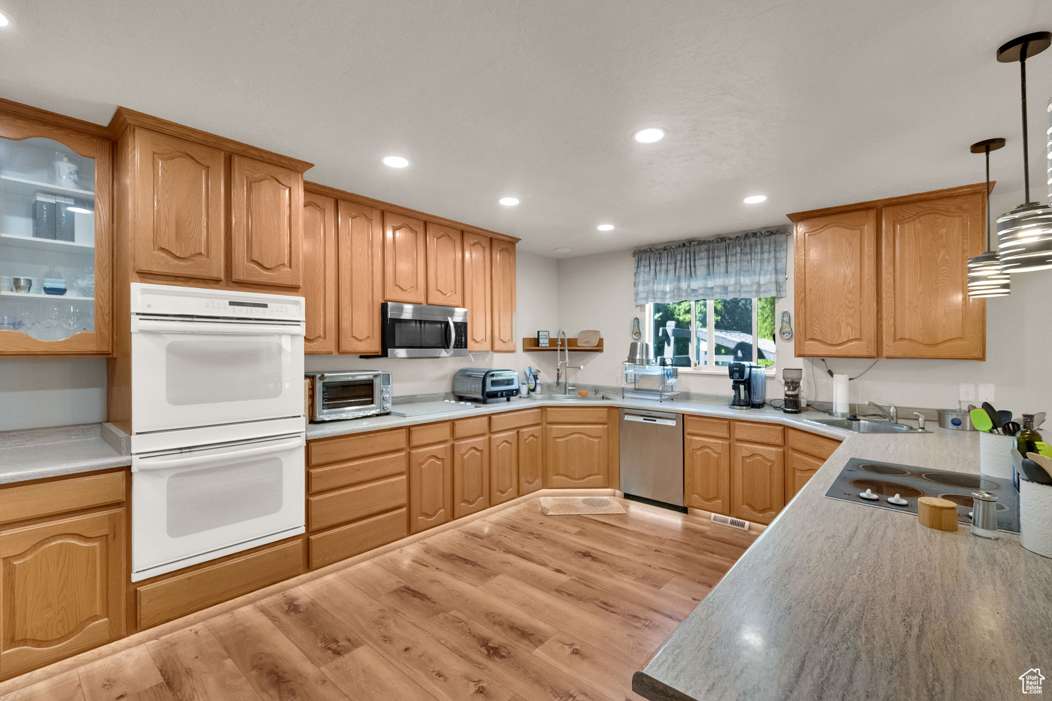 property viewer photo 10