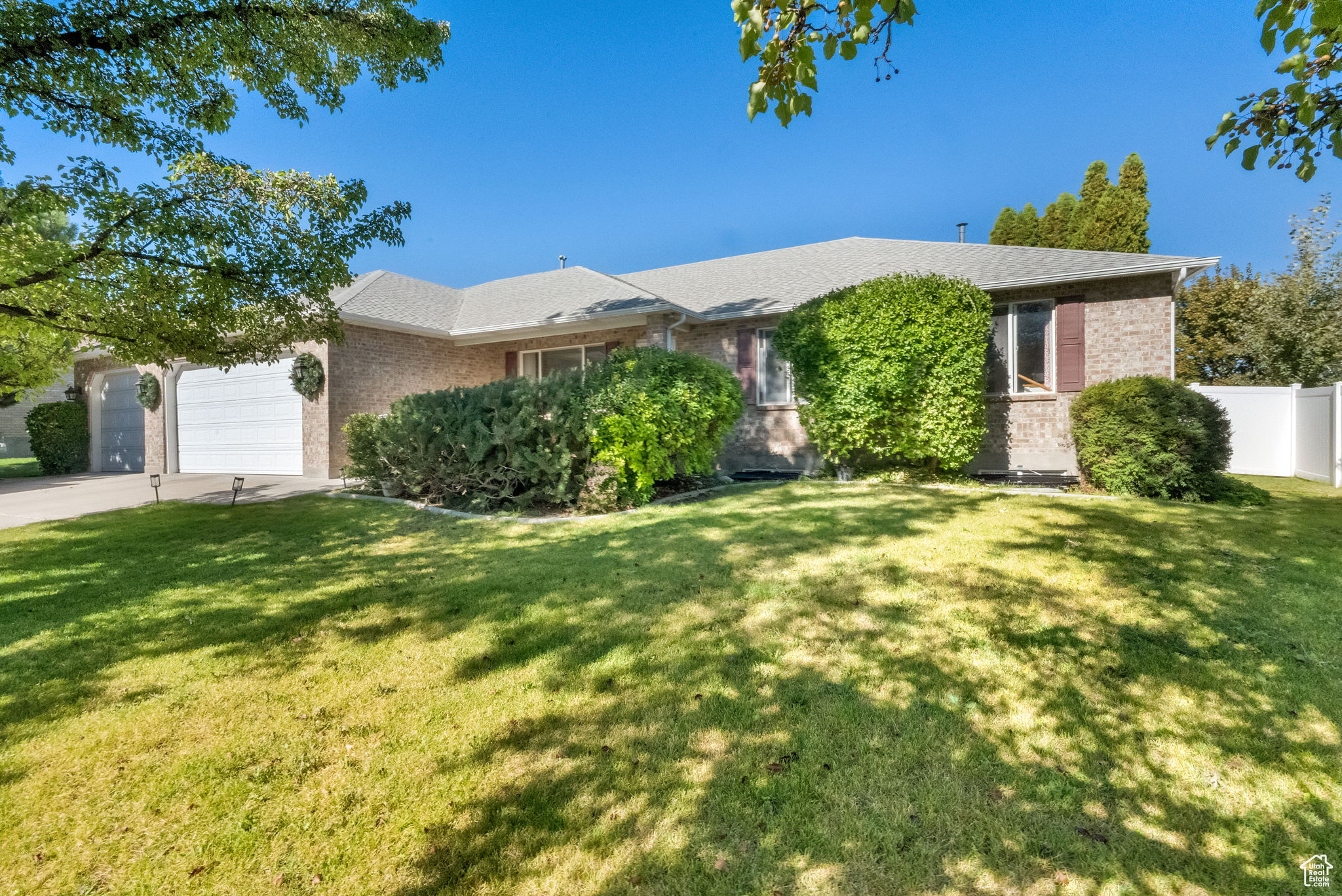 property viewer photo 2