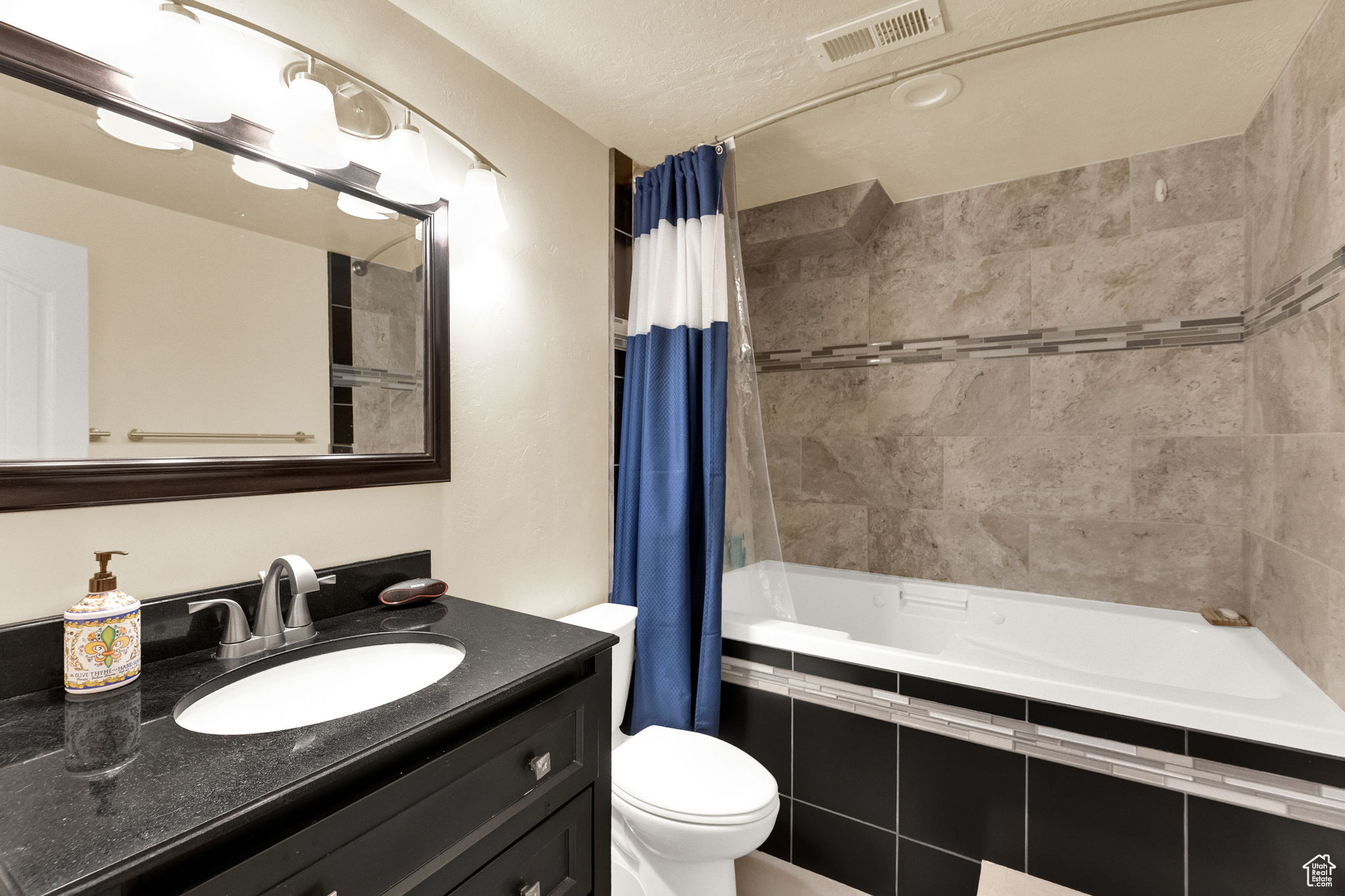 property viewer photo 21