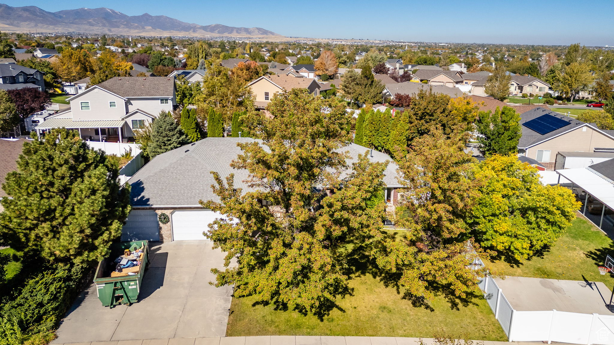 property viewer photo 29