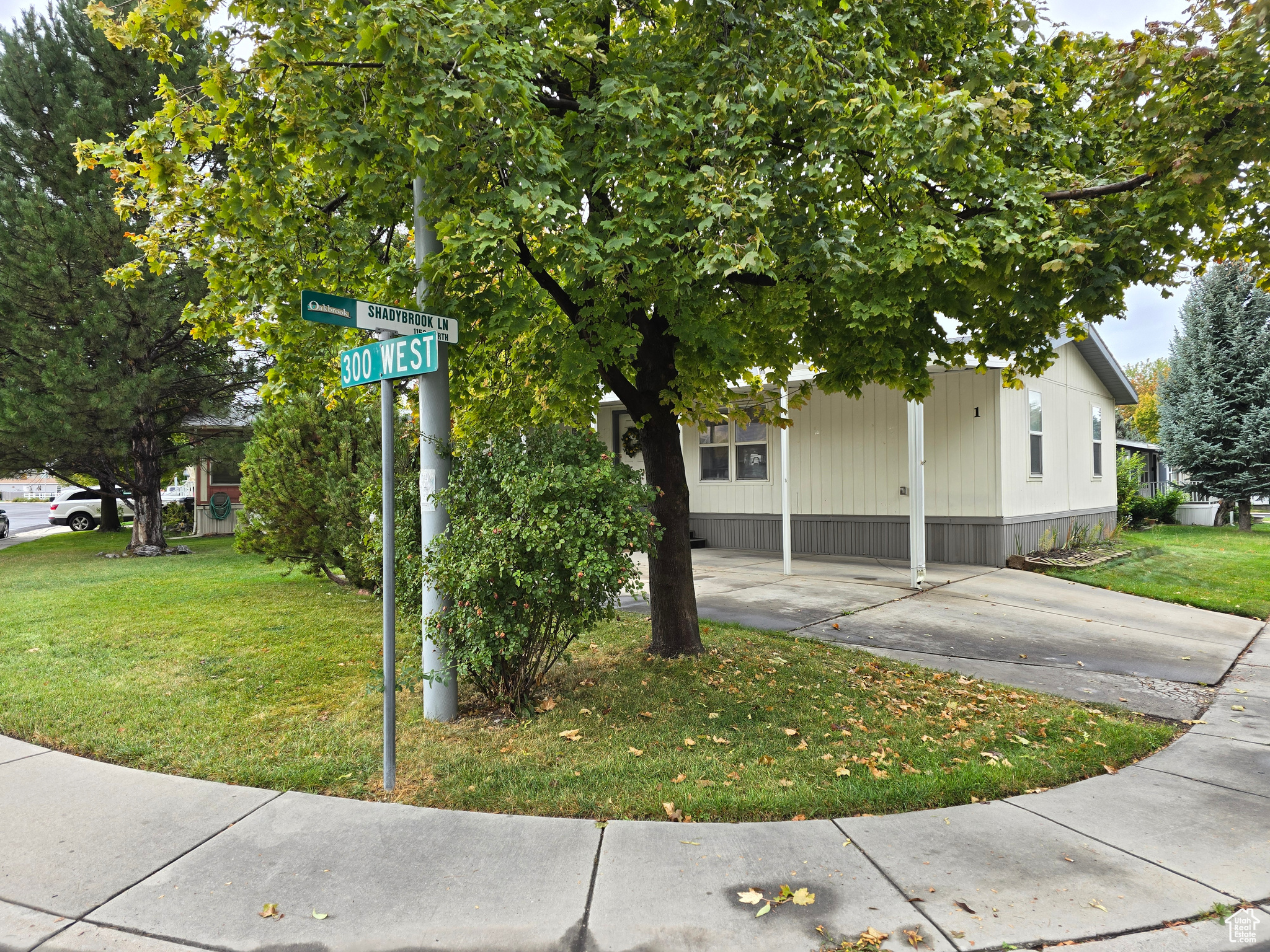 main property photo 27