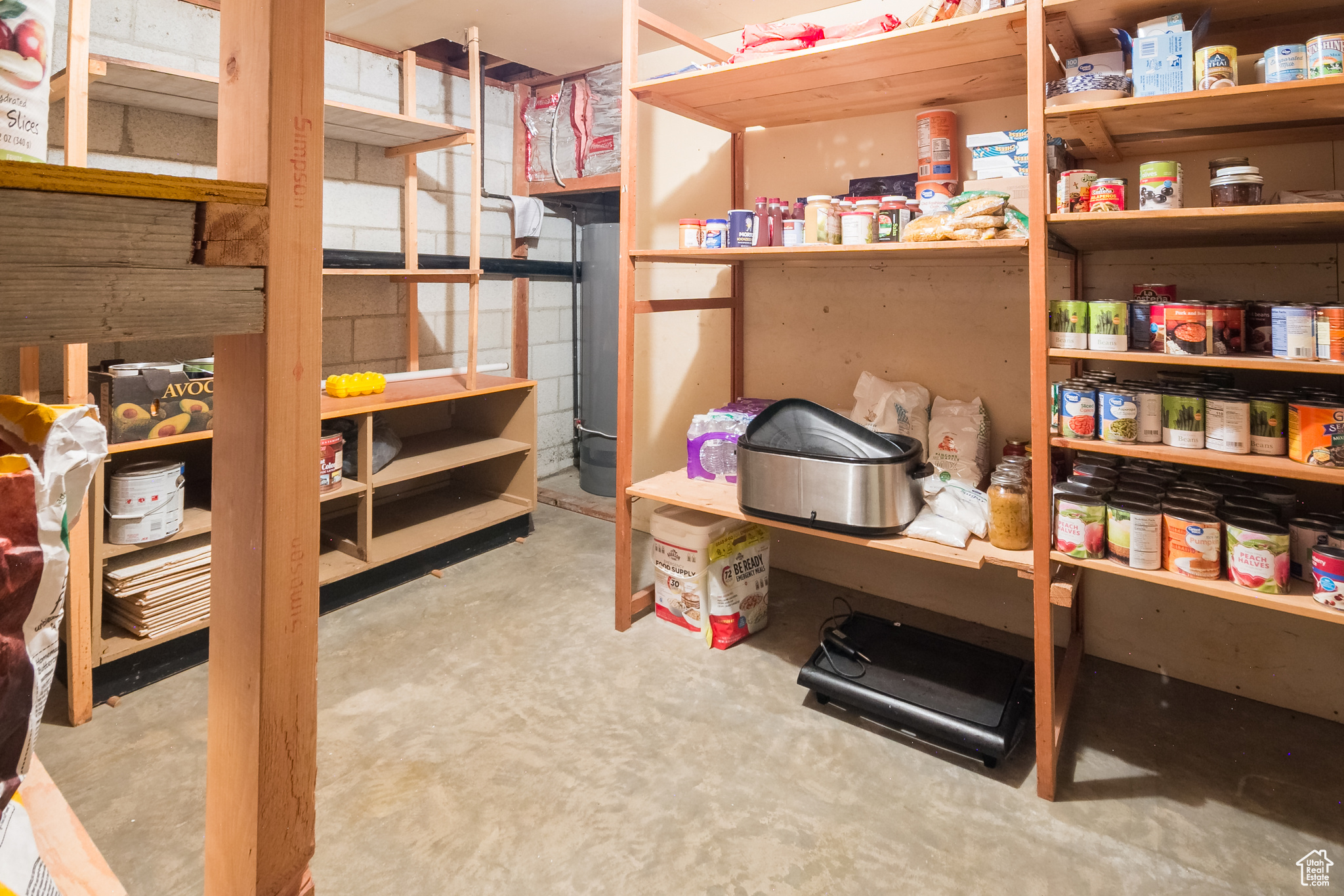 main property photo 30