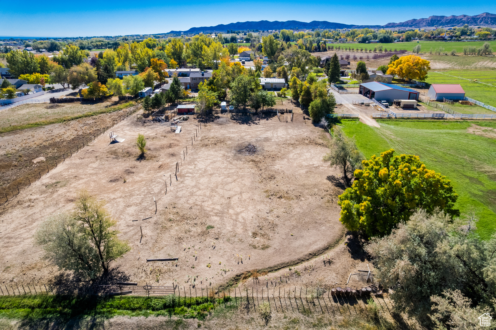 main property photo 45