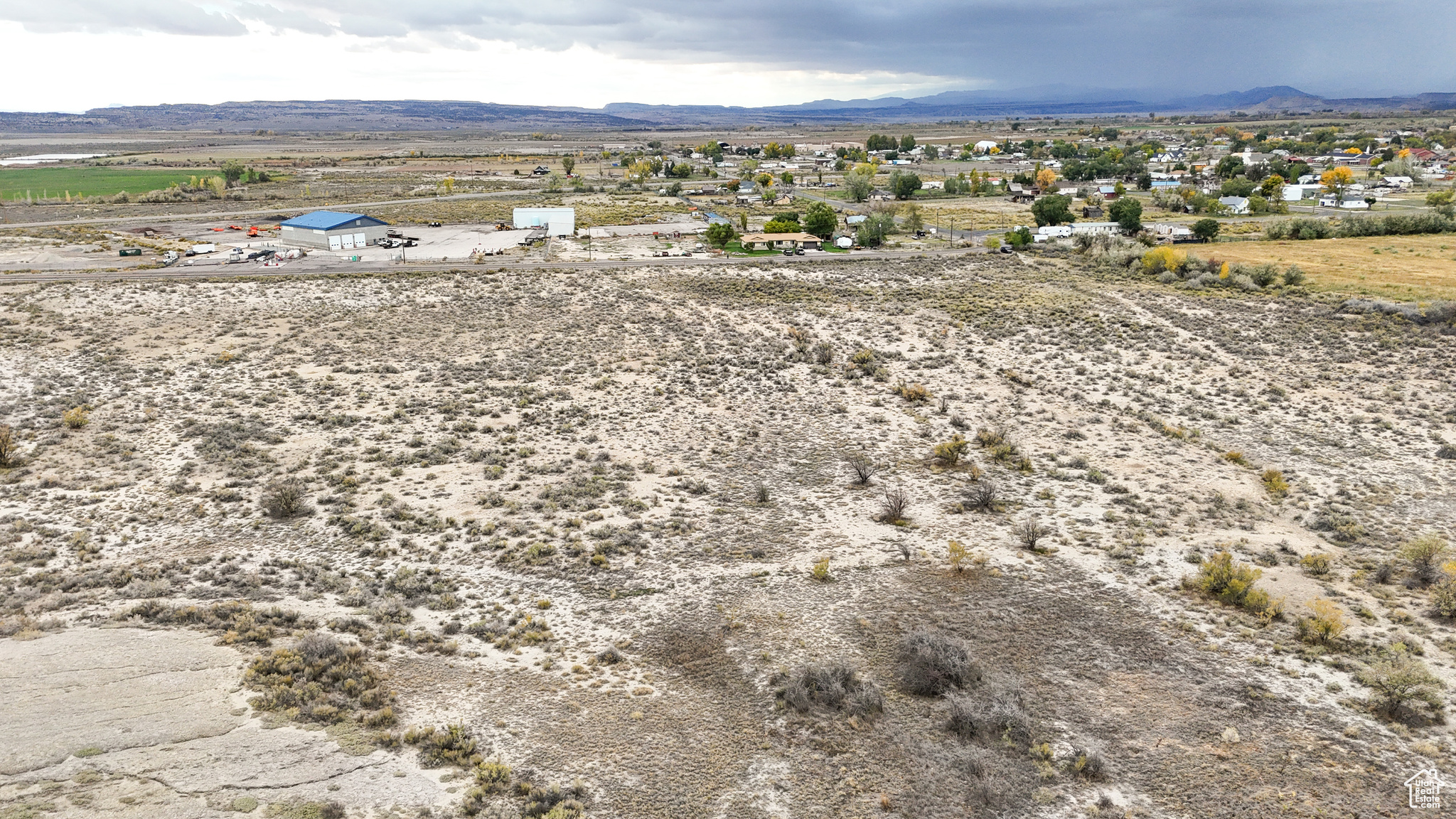 main property photo 9