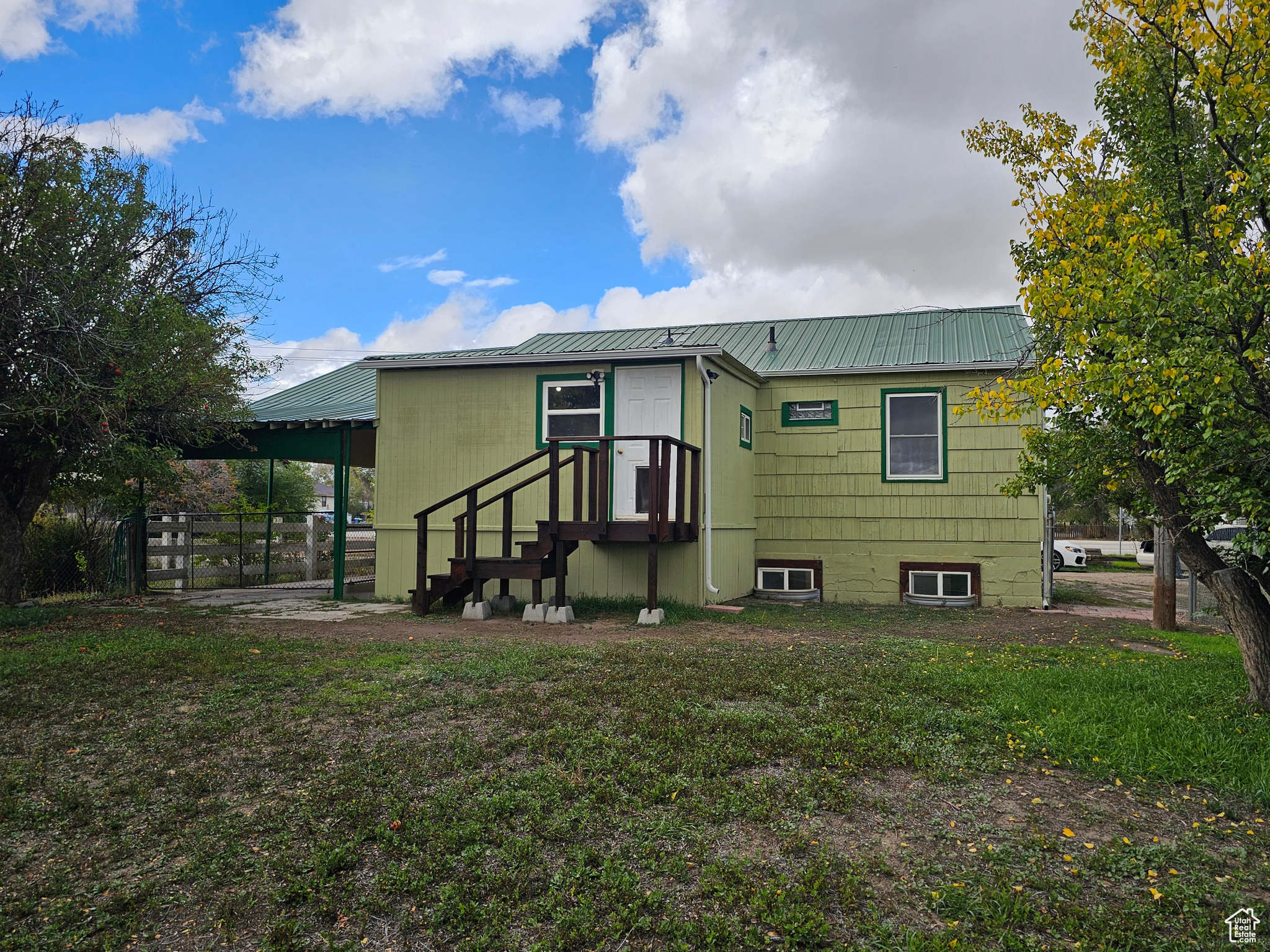 main property photo 27